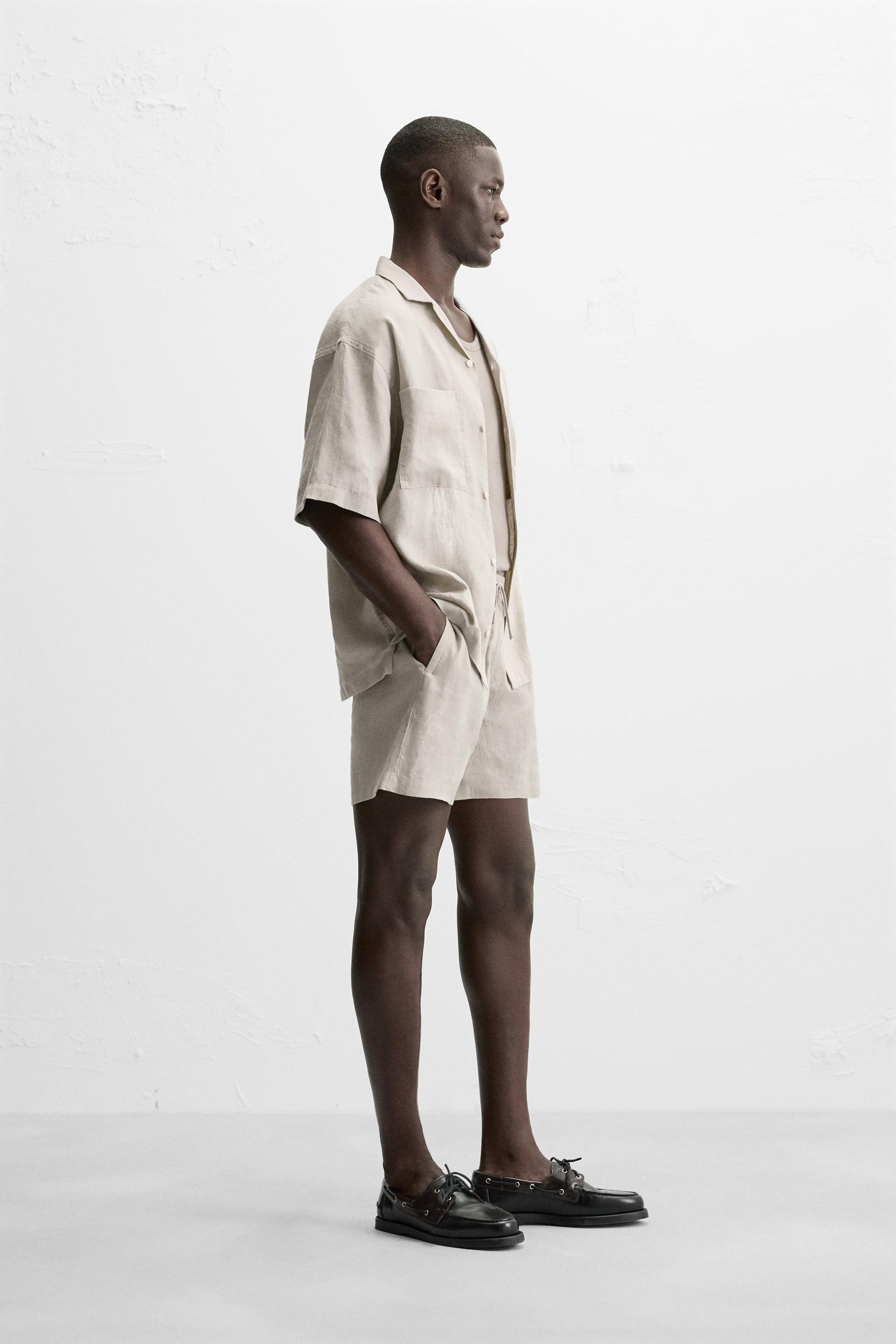 100% LINEN BERMUDA SHORTS - Image 4