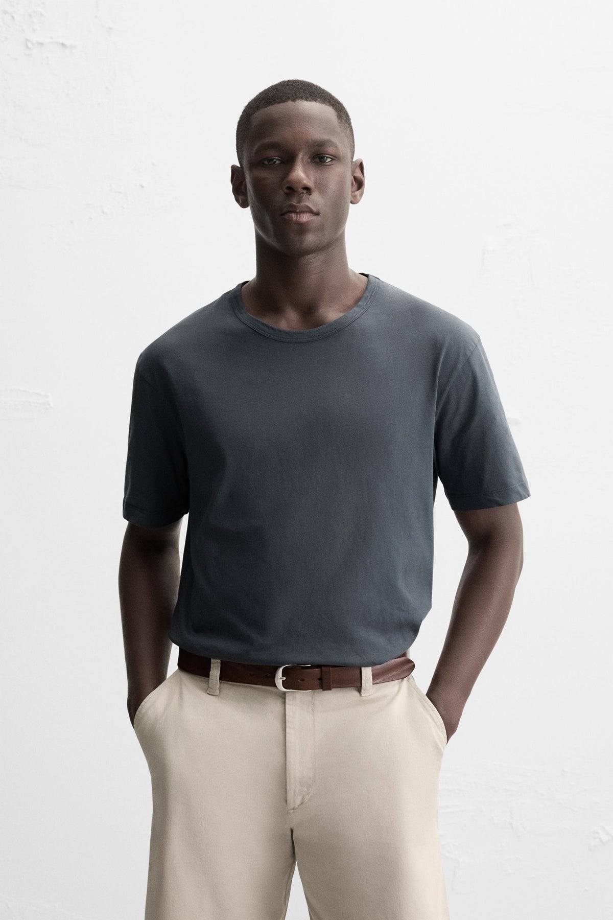 BASIC LIGHTWEIGHT T-SHIRT - Image 2