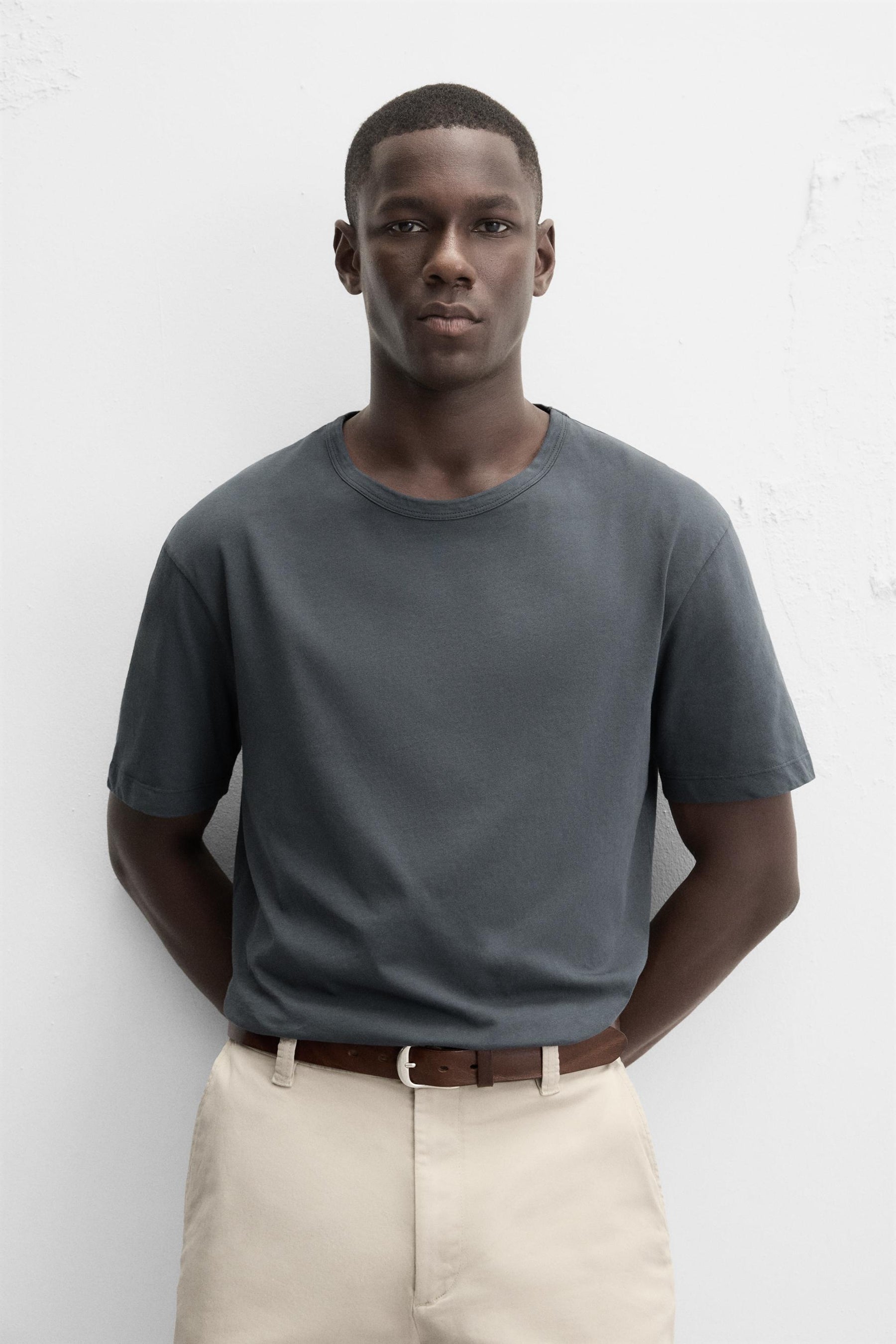 BASIC LIGHTWEIGHT T-SHIRT - Image 5