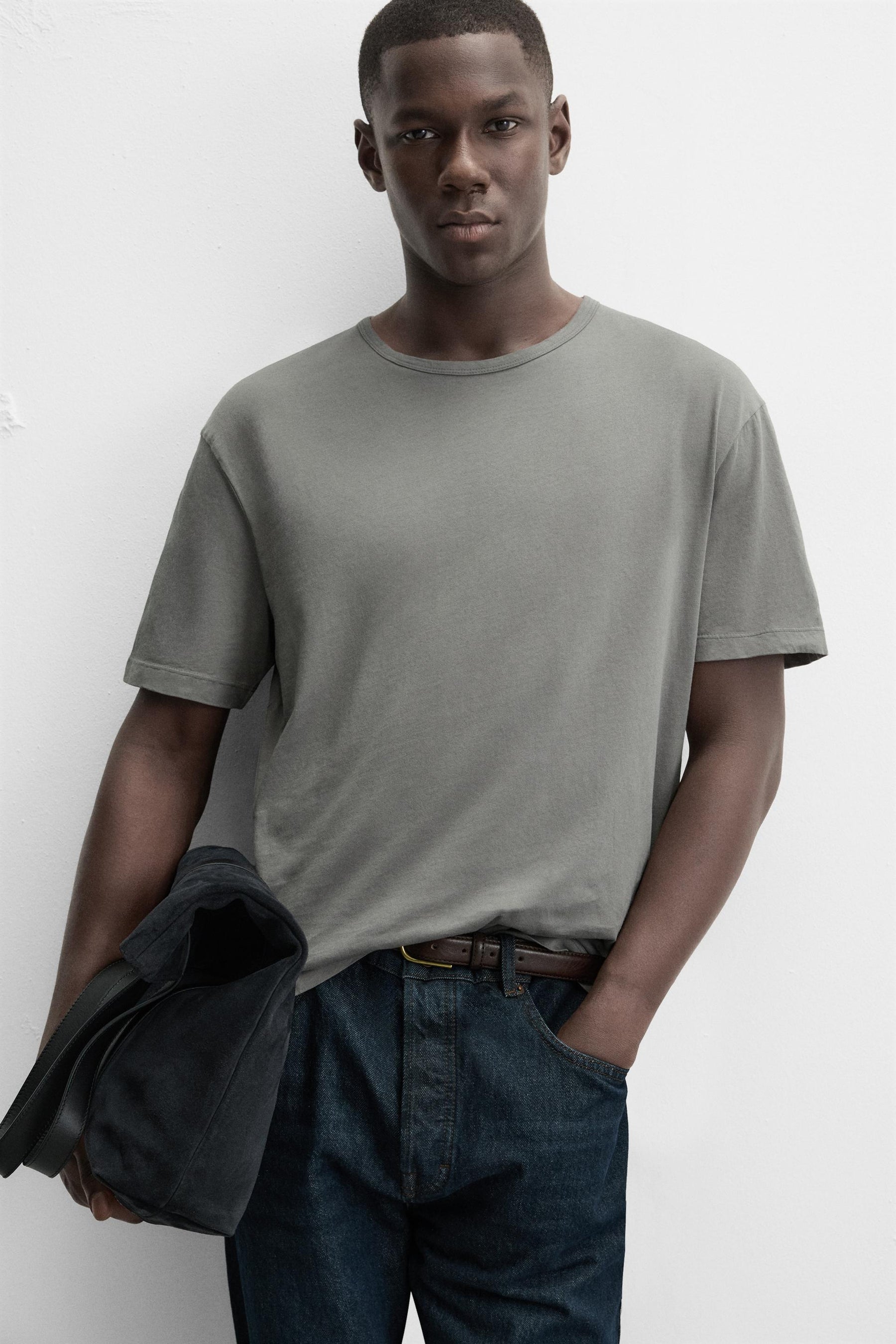 BASIC LIGHTWEIGHT T-SHIRT - Image 5