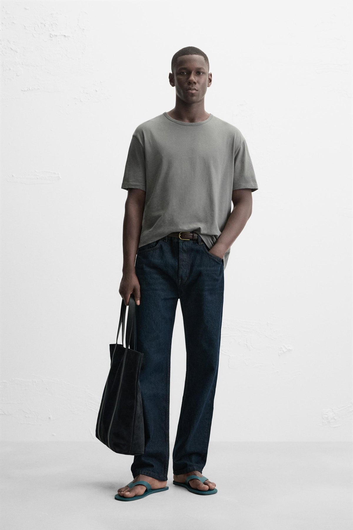 BASIC LIGHTWEIGHT T-SHIRT - Image 1