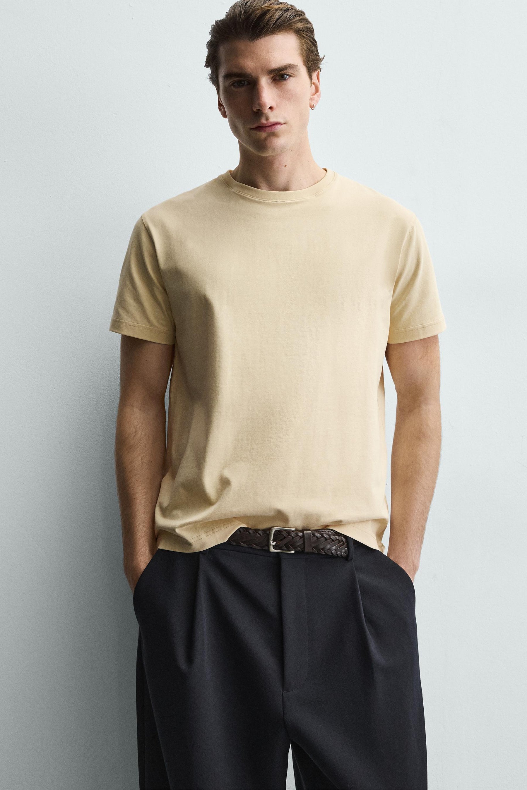 BASIC MEDIUM WEIGHT T-SHIRT - Image 6