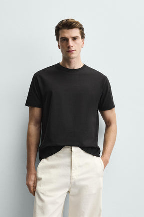 BASIC MEDIUM WEIGHT T-SHIRT - Image 2