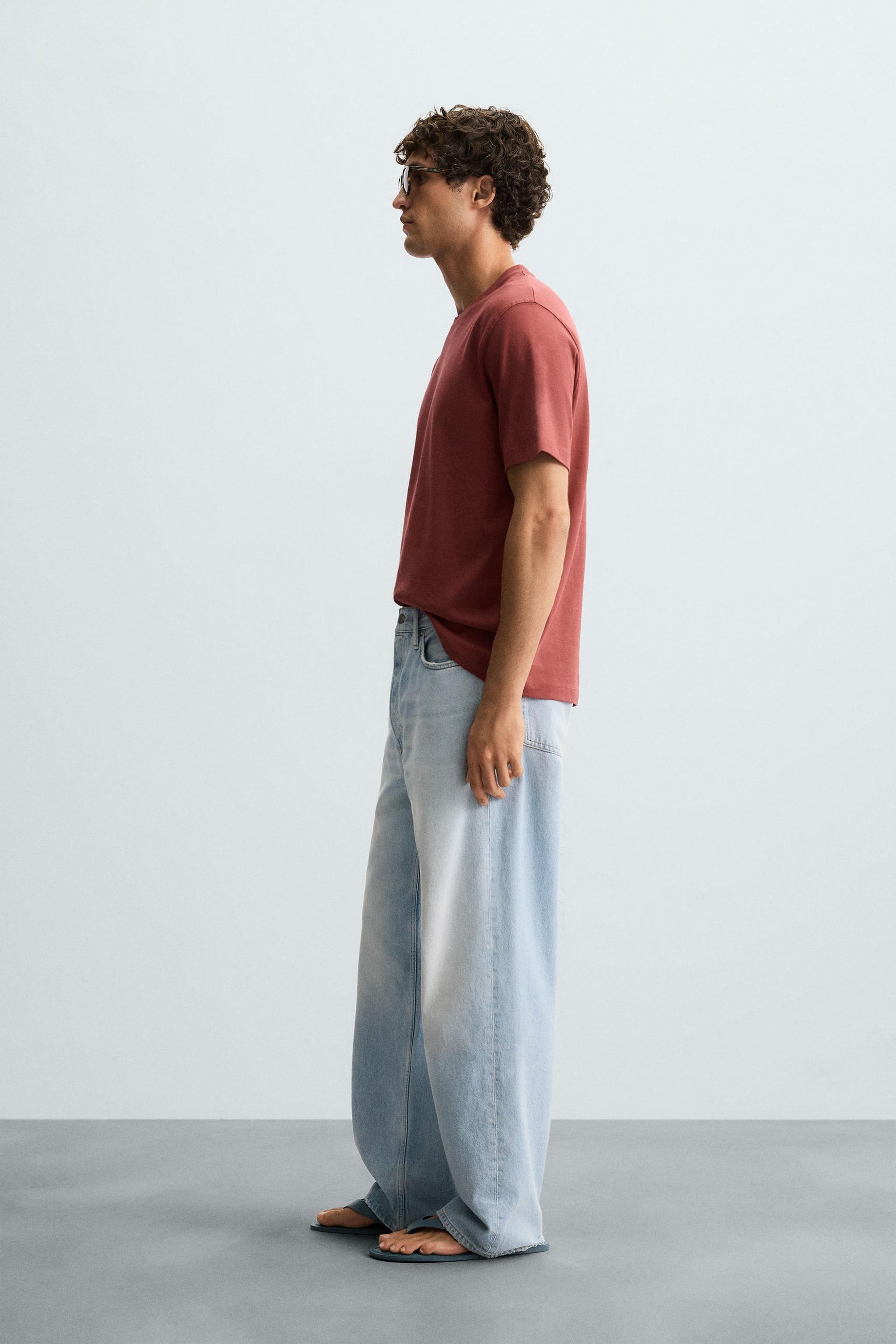 BASIC MEDIUM WEIGHT T-SHIRT - Image 4