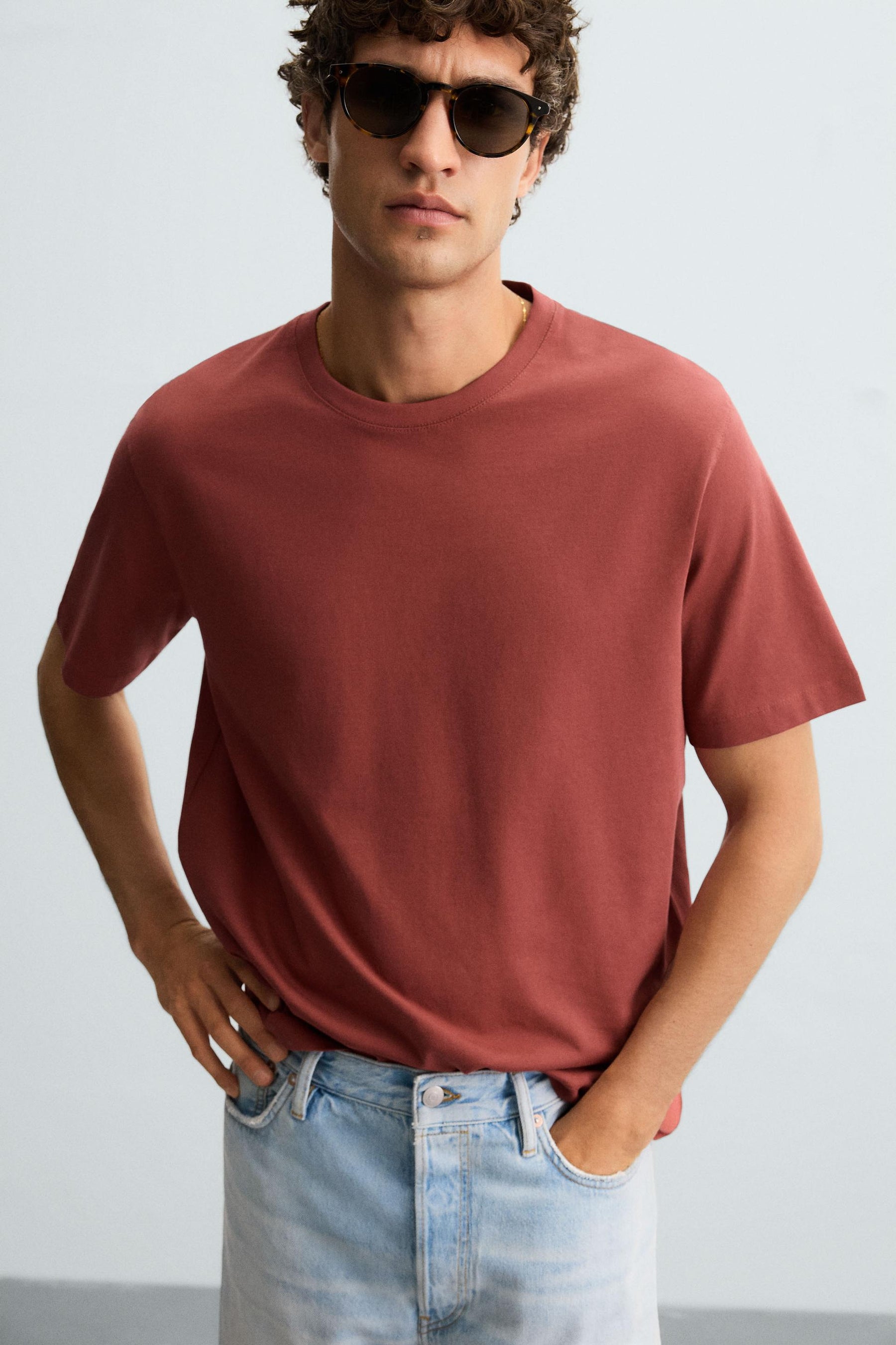 BASIC MEDIUM WEIGHT T-SHIRT - Image 5