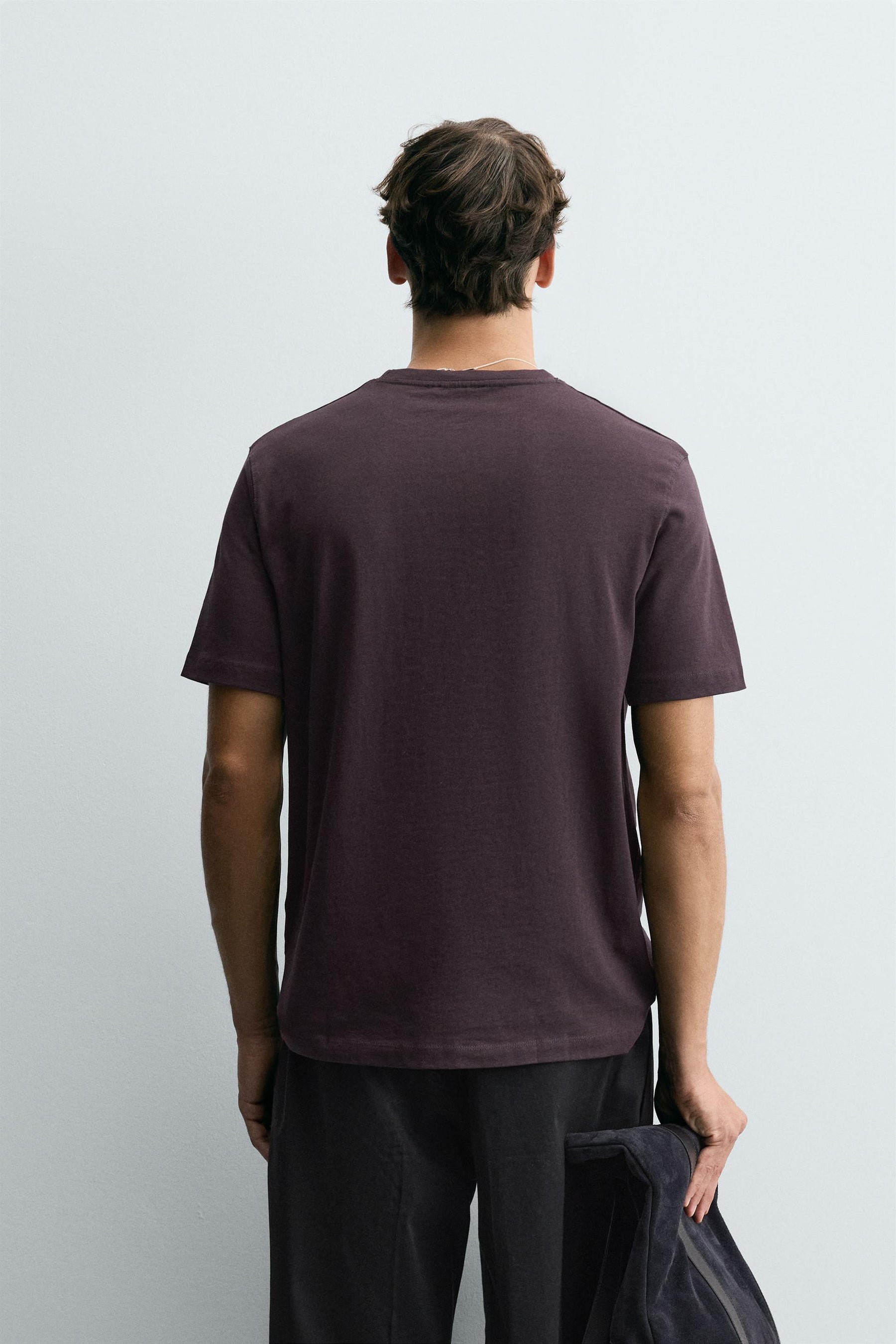BASIC MEDIUM WEIGHT T-SHIRT - Image 3