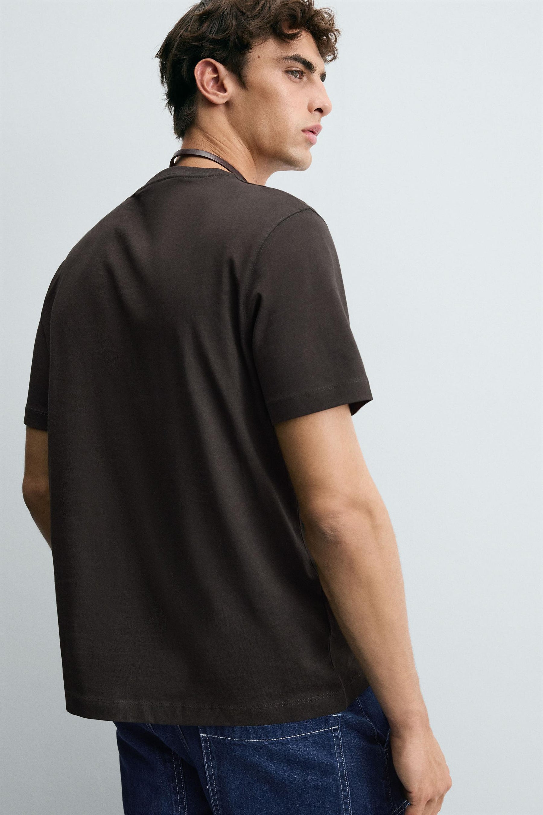 BASIC MEDIUM WEIGHT T-SHIRT - Image 6