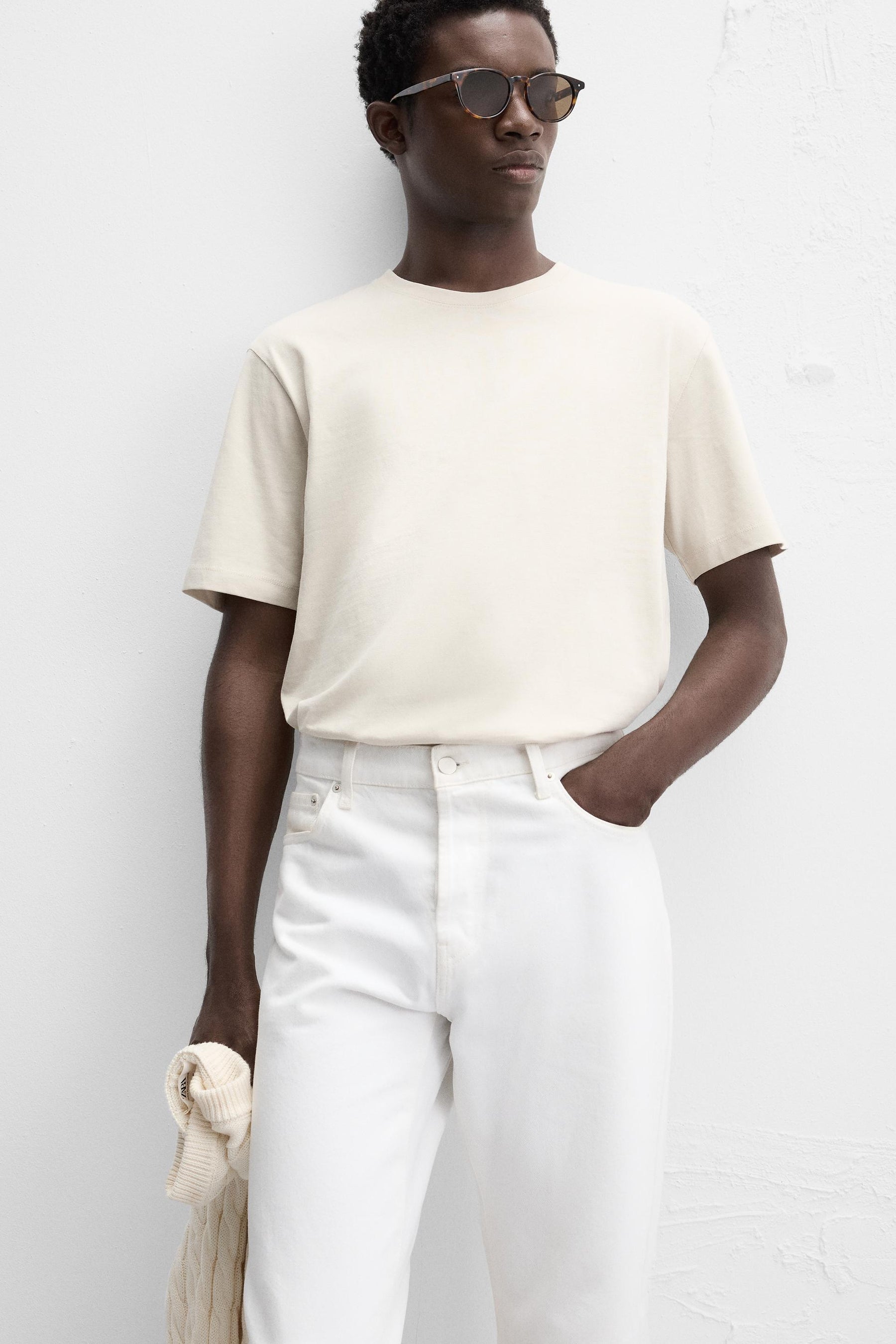 BASIC MEDIUM WEIGHT T-SHIRT - Image 5