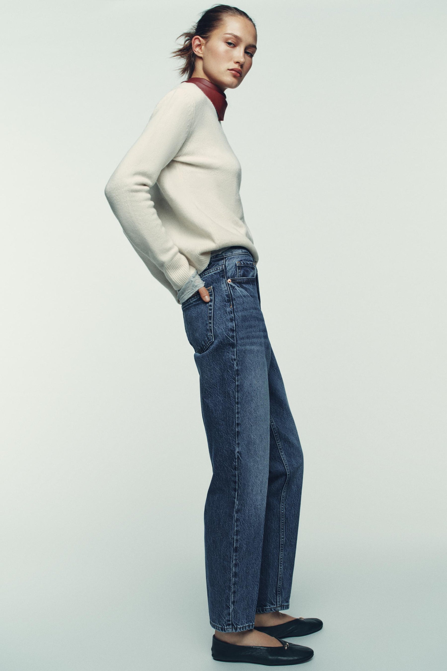 Slim-fit High-waist Jeans
