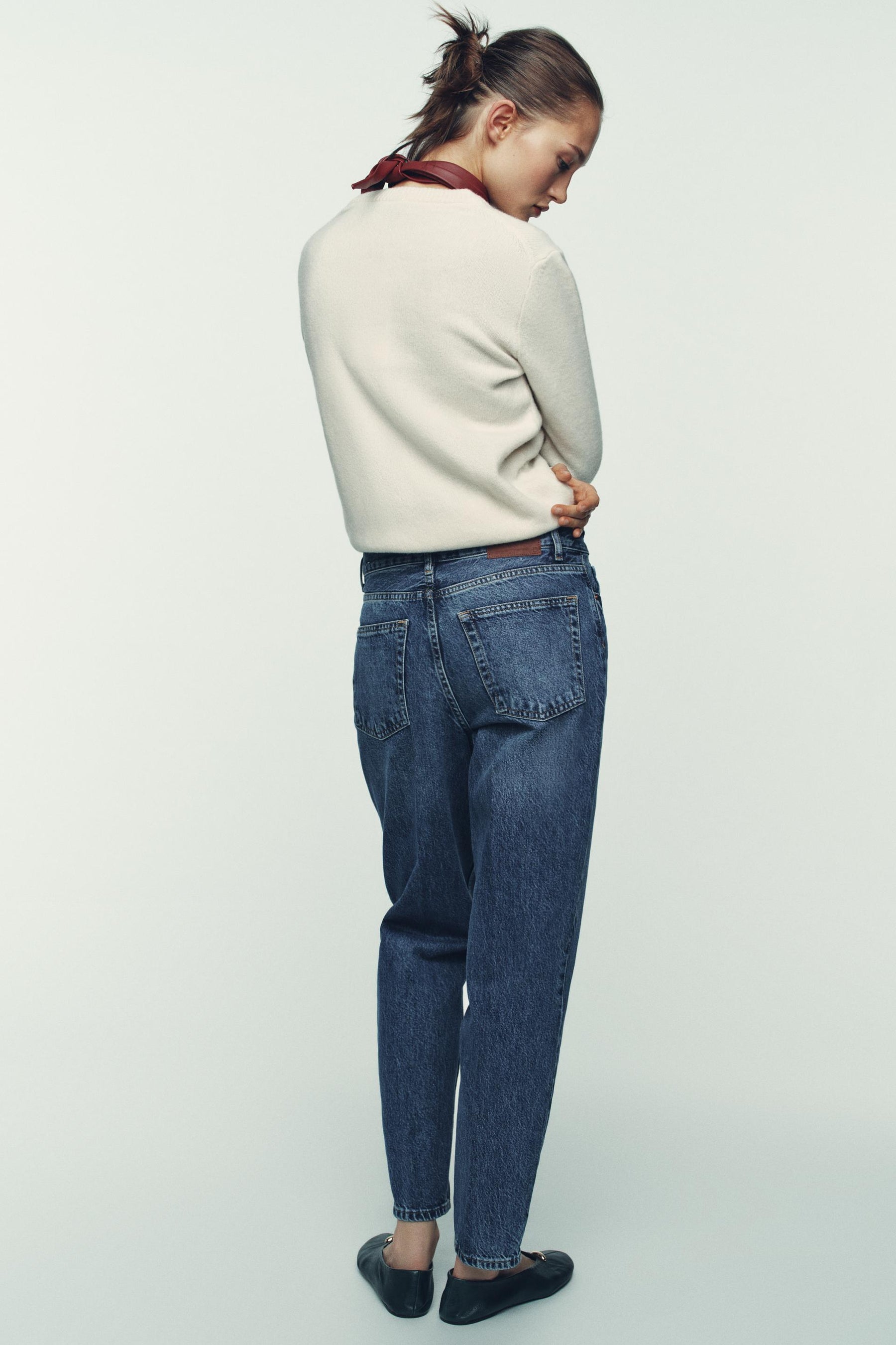 Slim-fit High-waist Jeans