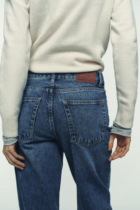 Slim-fit High-waist Jeans