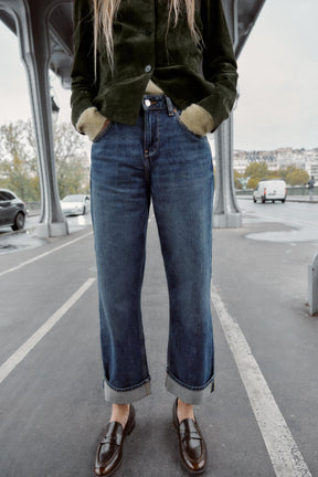 Wide-Leg Cropped Jeans