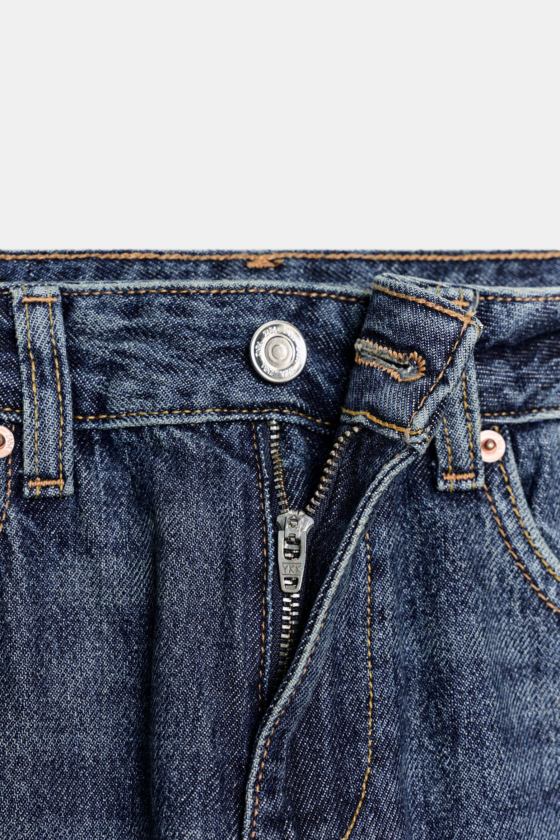 Wide-Leg Cropped Jeans