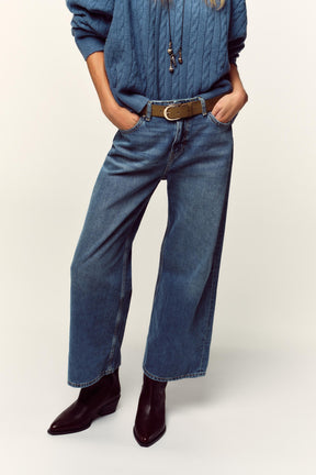 Wide-Leg Cropped High-Waist Jeans