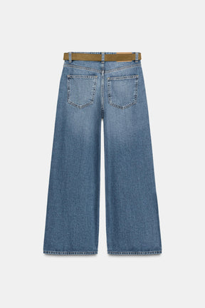 Wide-Leg Cropped High-Waist Jeans