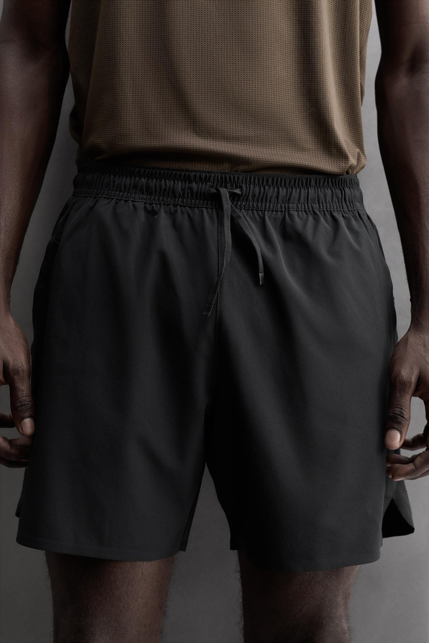 BASIC TRAINING SHORTS - Image 5