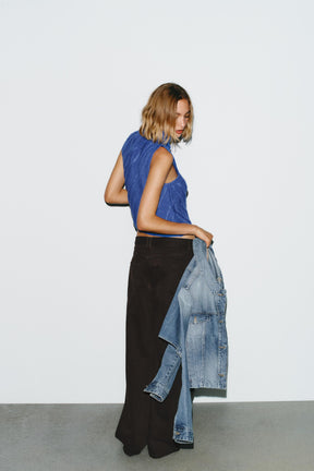 TEXTURED KNIT WAISTCOAT - Image 4