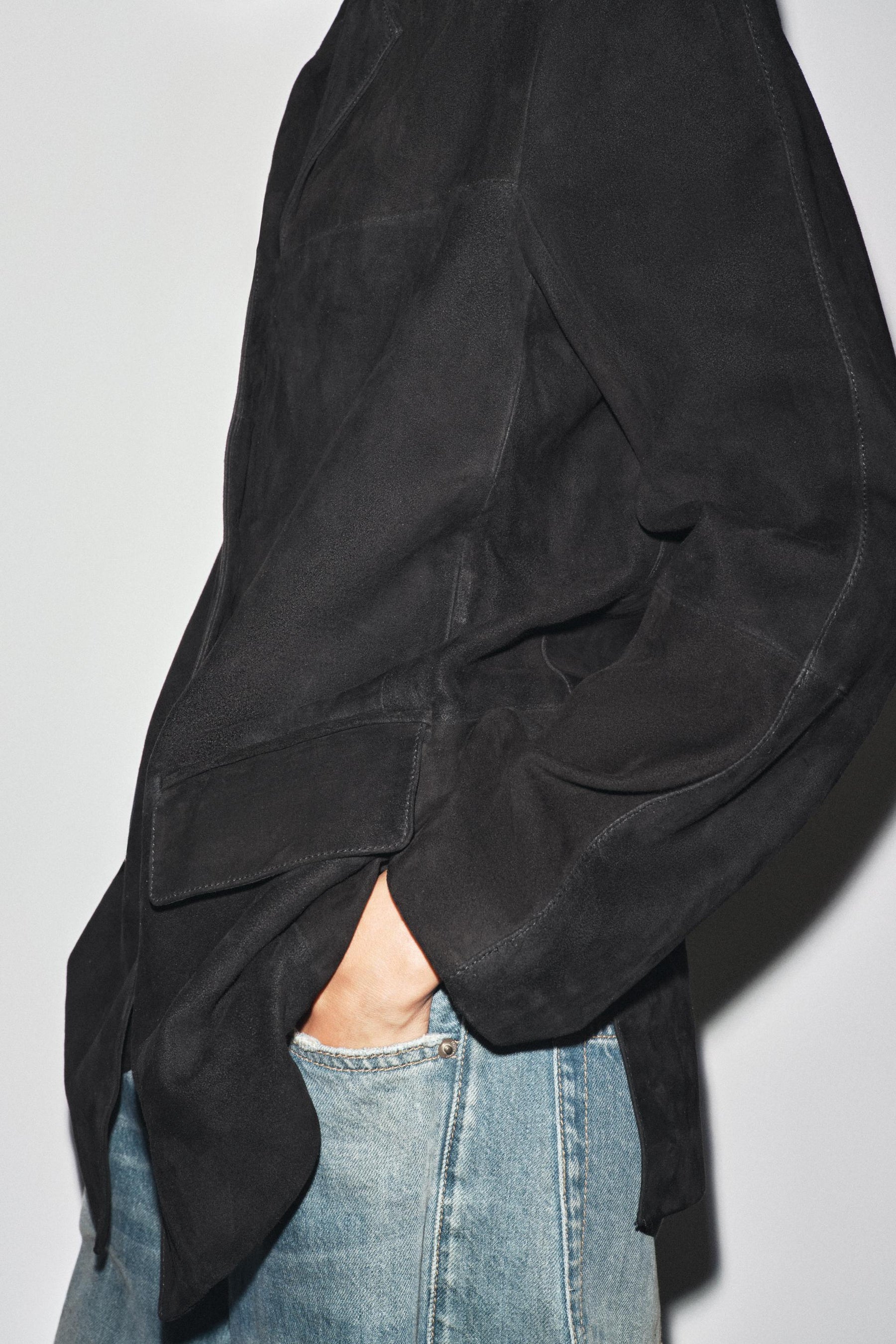 Oversized suede limited jacket