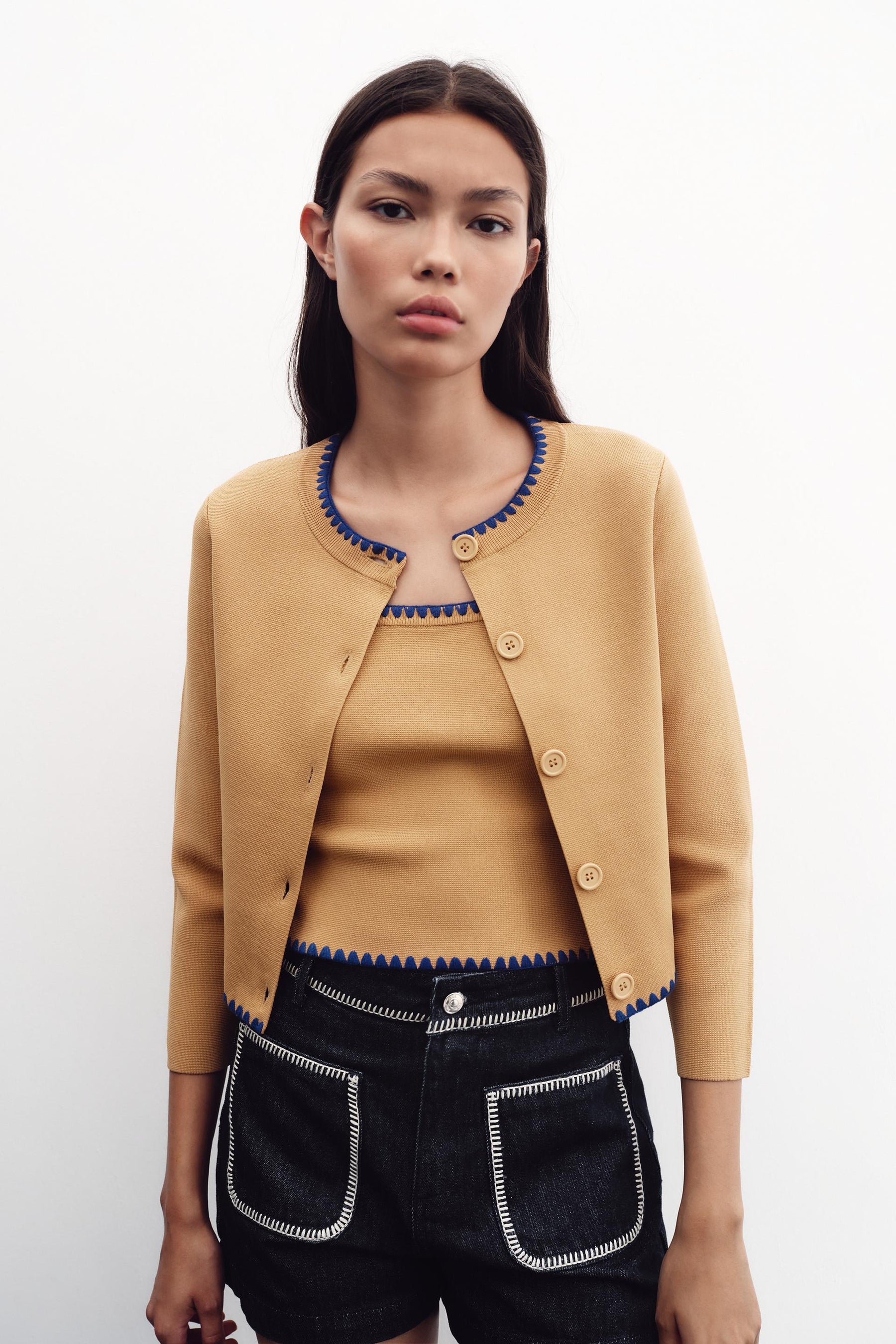 CARDIGAN WITH CONTRAST EMBROIDERY - Image 4