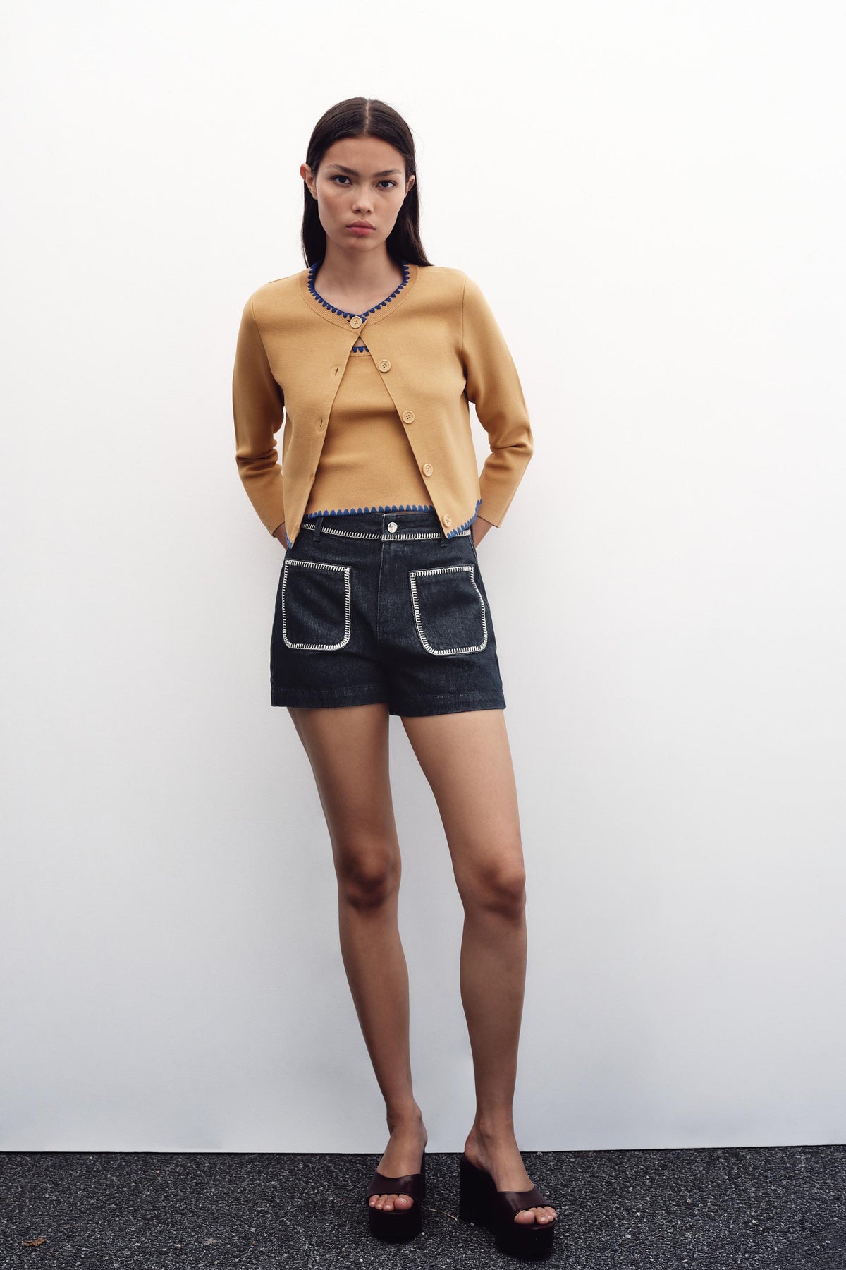 CARDIGAN WITH CONTRAST EMBROIDERY - Image 1