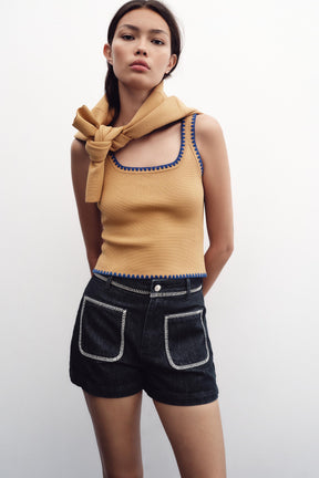 KNIT TOP WITH CONTRAST EMBROIDERY - Image 3