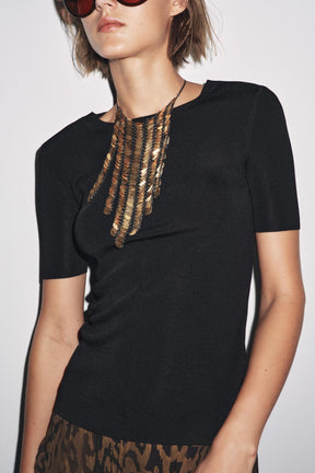 SHORT SLEEVE KNIT TOP - Image 1