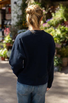 SOFT KNIT V-NECK JUMPER - Image 4