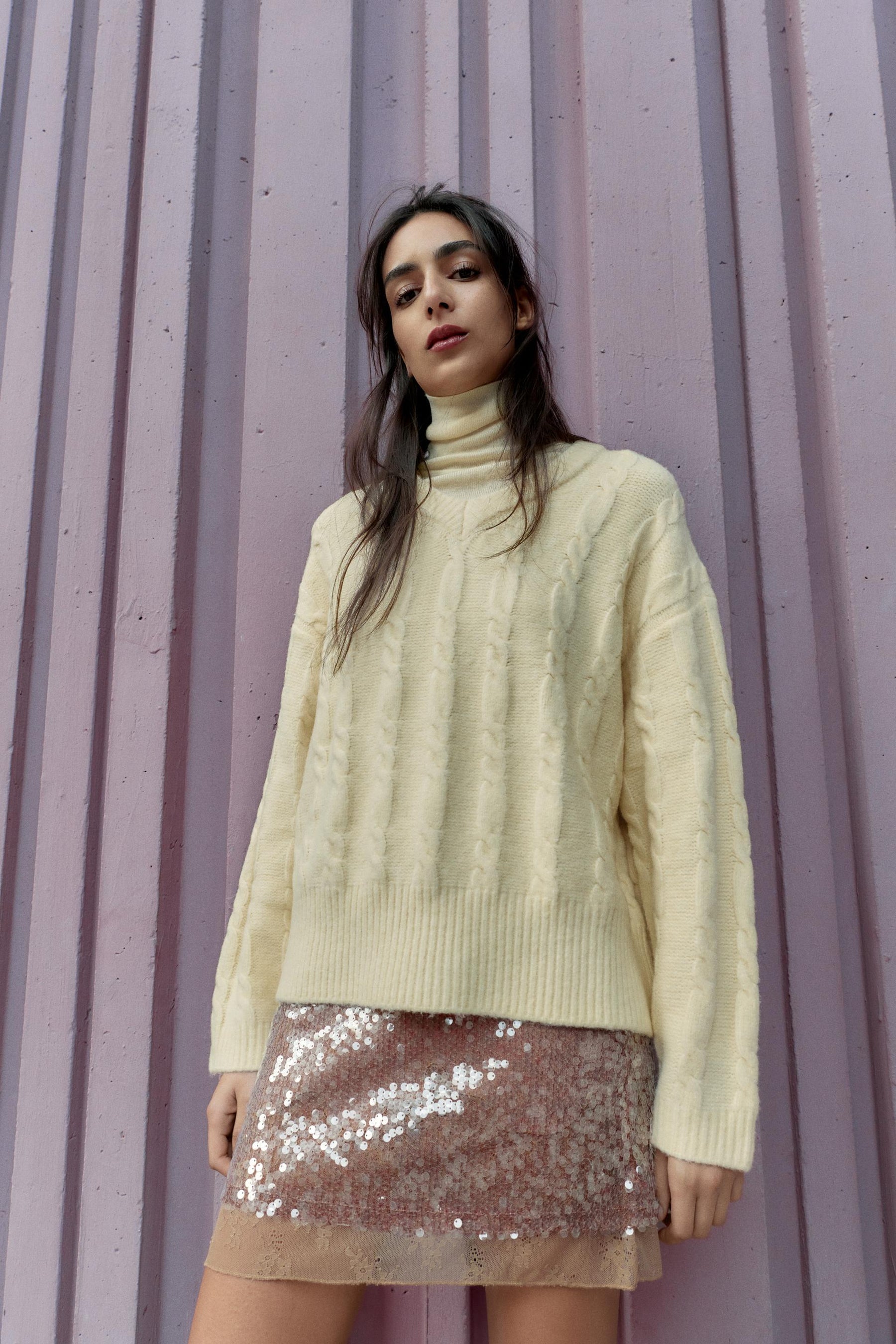 SOFT CABLE KNIT JUMPER - Image 3