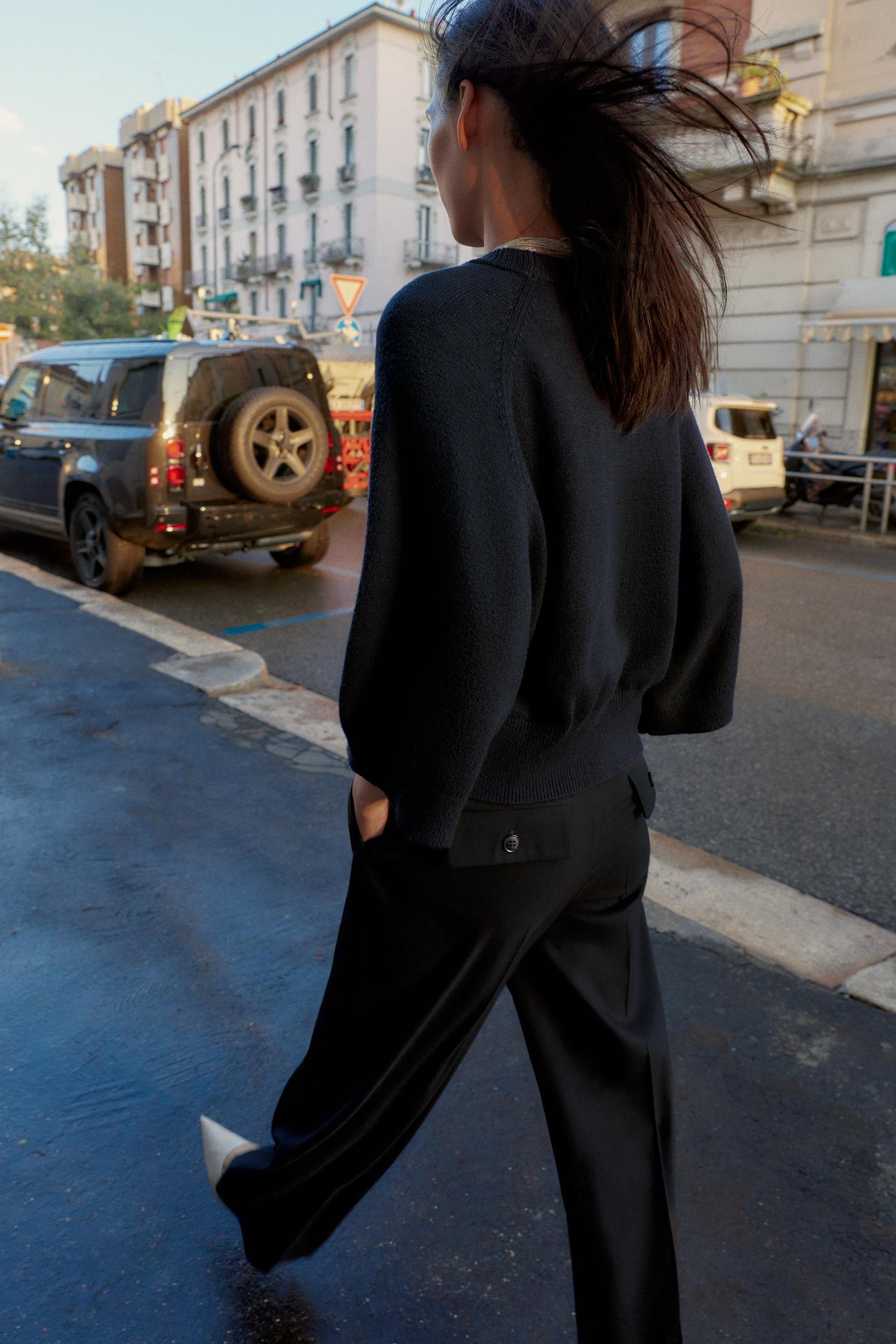 WIDE-SLEEVED KNIT JUMPER