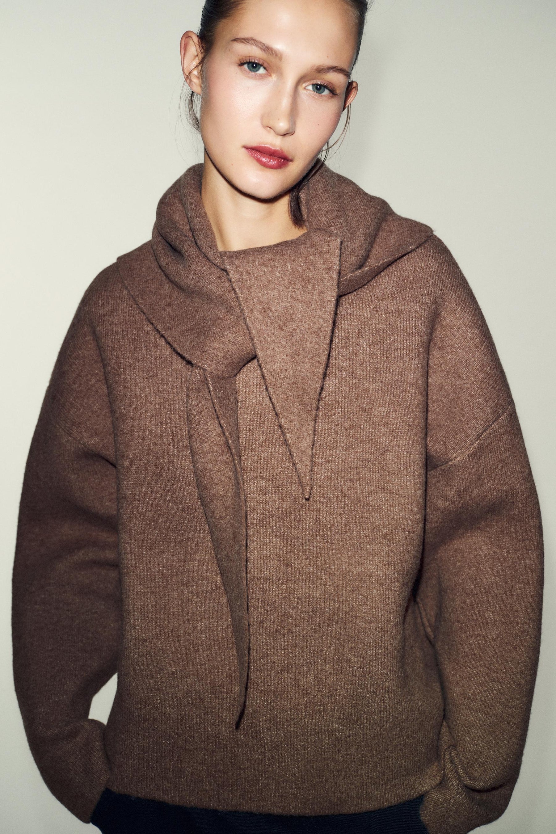 KNIT JUMPER WITH SCARF