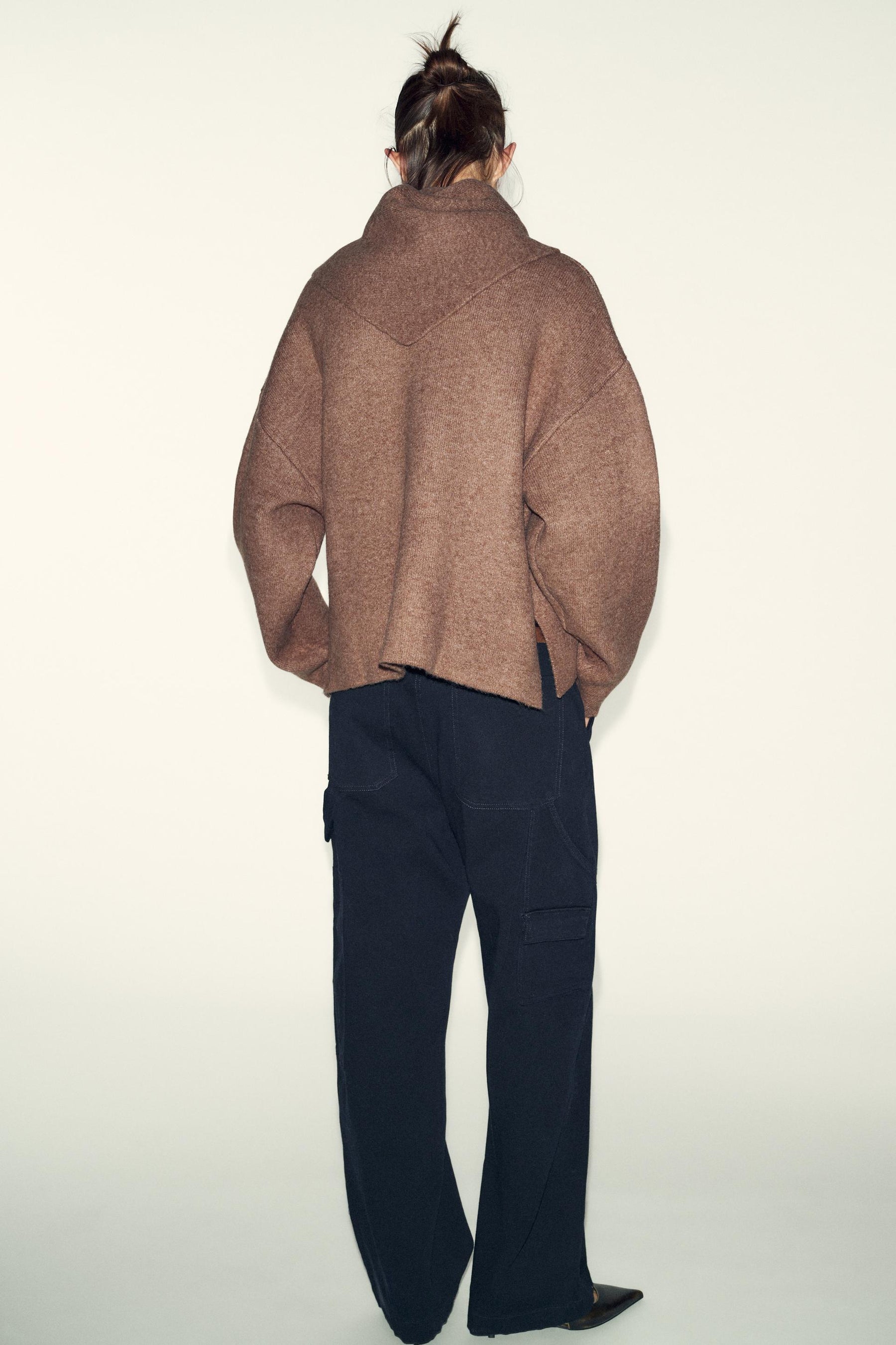 KNIT JUMPER WITH SCARF