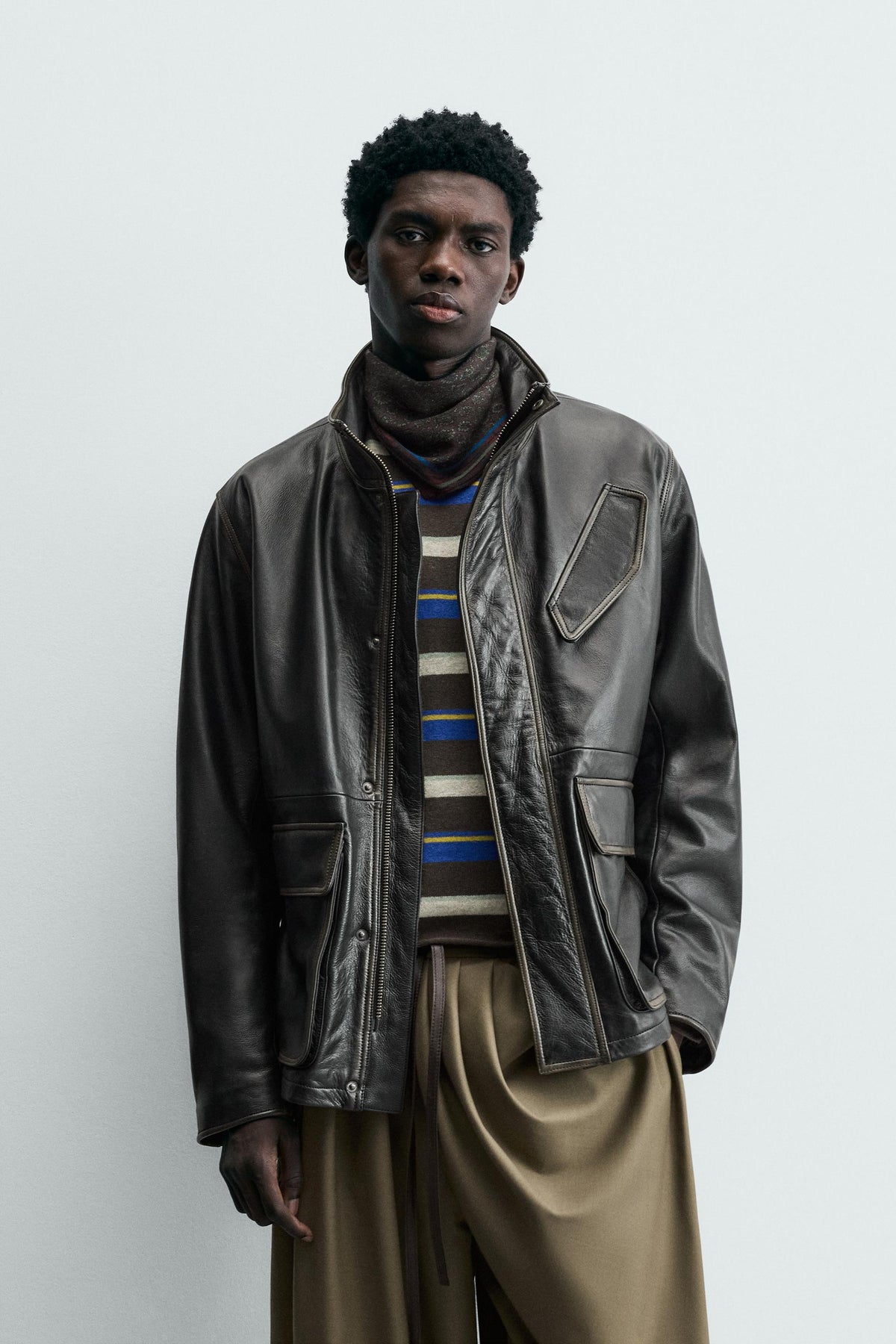 LIMITED EDITION LEATHER JACKET WITH POCKETS - Image 2