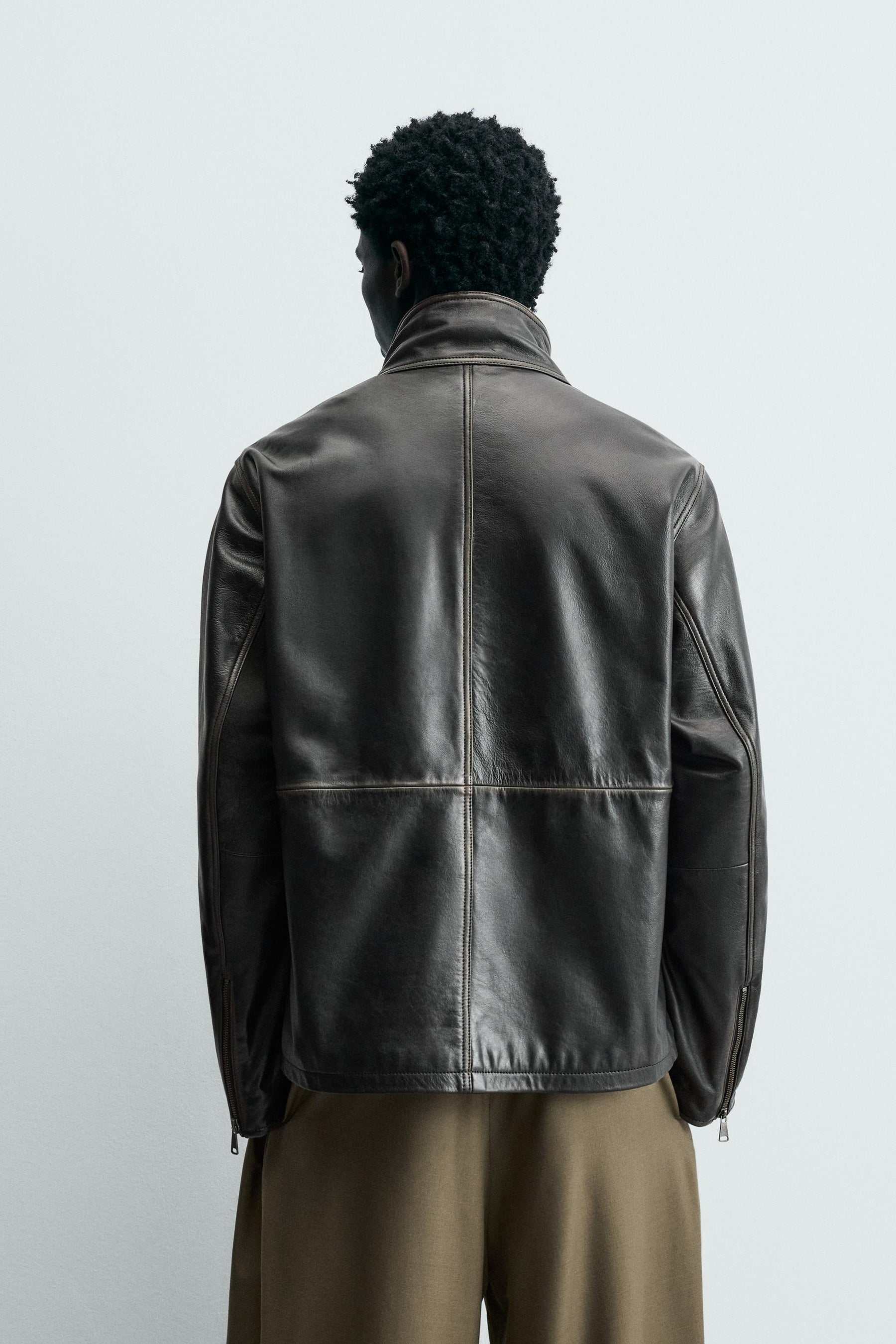 LIMITED EDITION LEATHER JACKET WITH POCKETS - Image 3