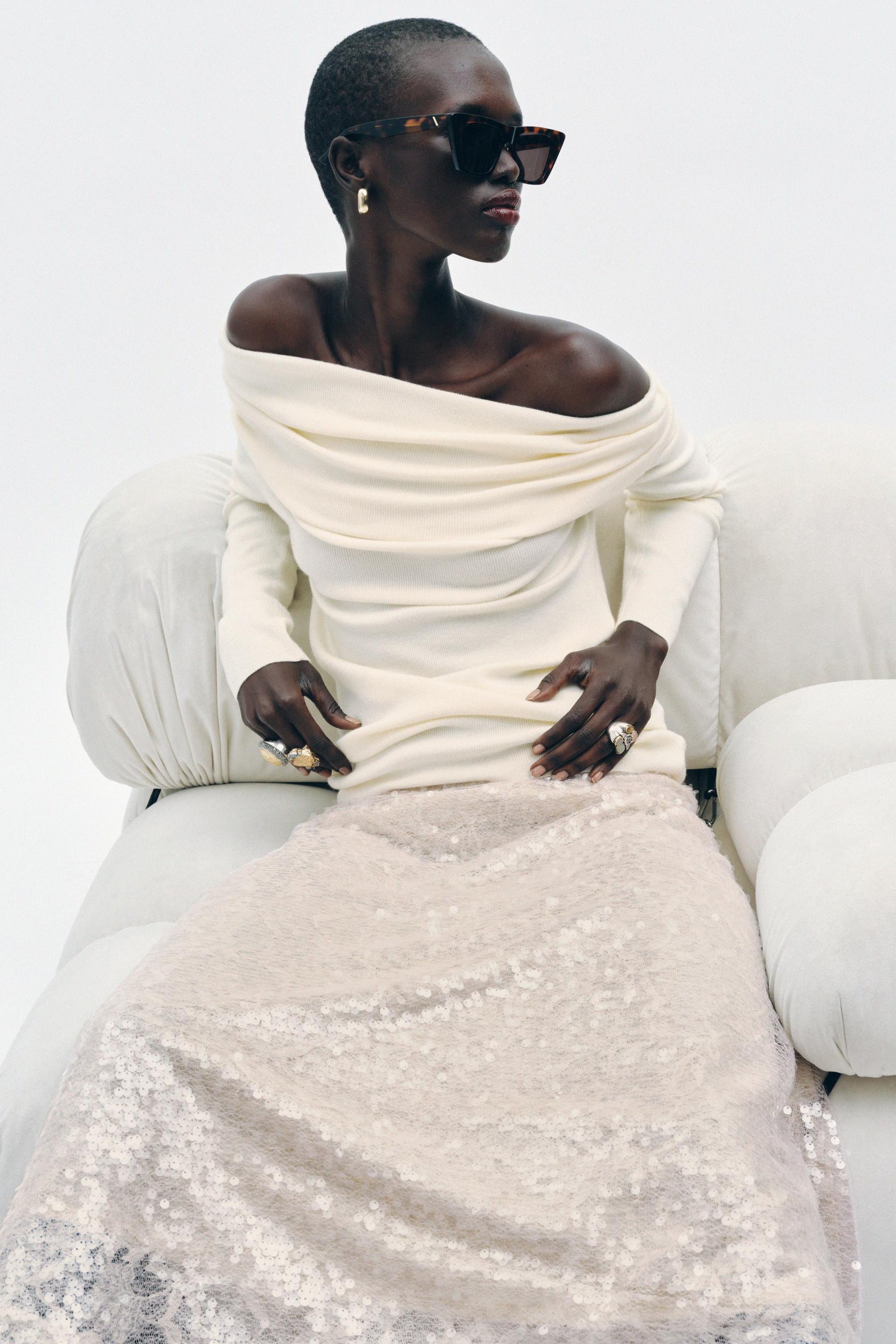 SEQUINNED KNIT MIDI SKIRT