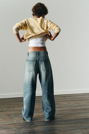 Mid-Waist Baggy Jeans