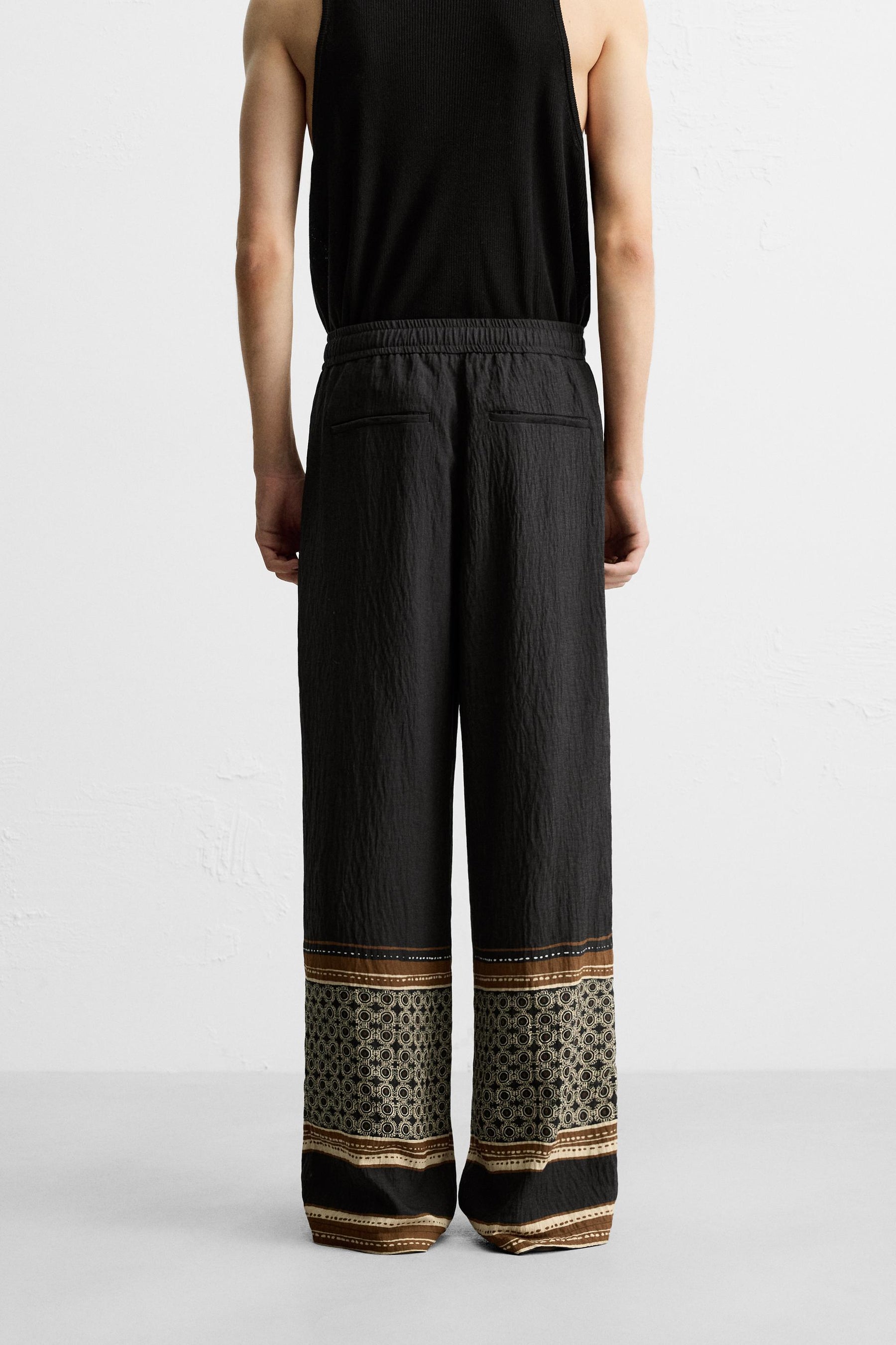 RELAXED FIT COLOUR BLOCK TROUSERS - Image 3
