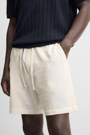 JACQUARD TEXTURED BERMUDA SHORTS - Image 5