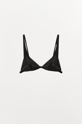 Structured Triangle Bra