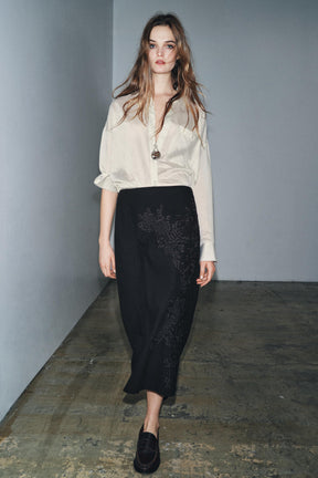 EMBROIDERED LONG SKIRT