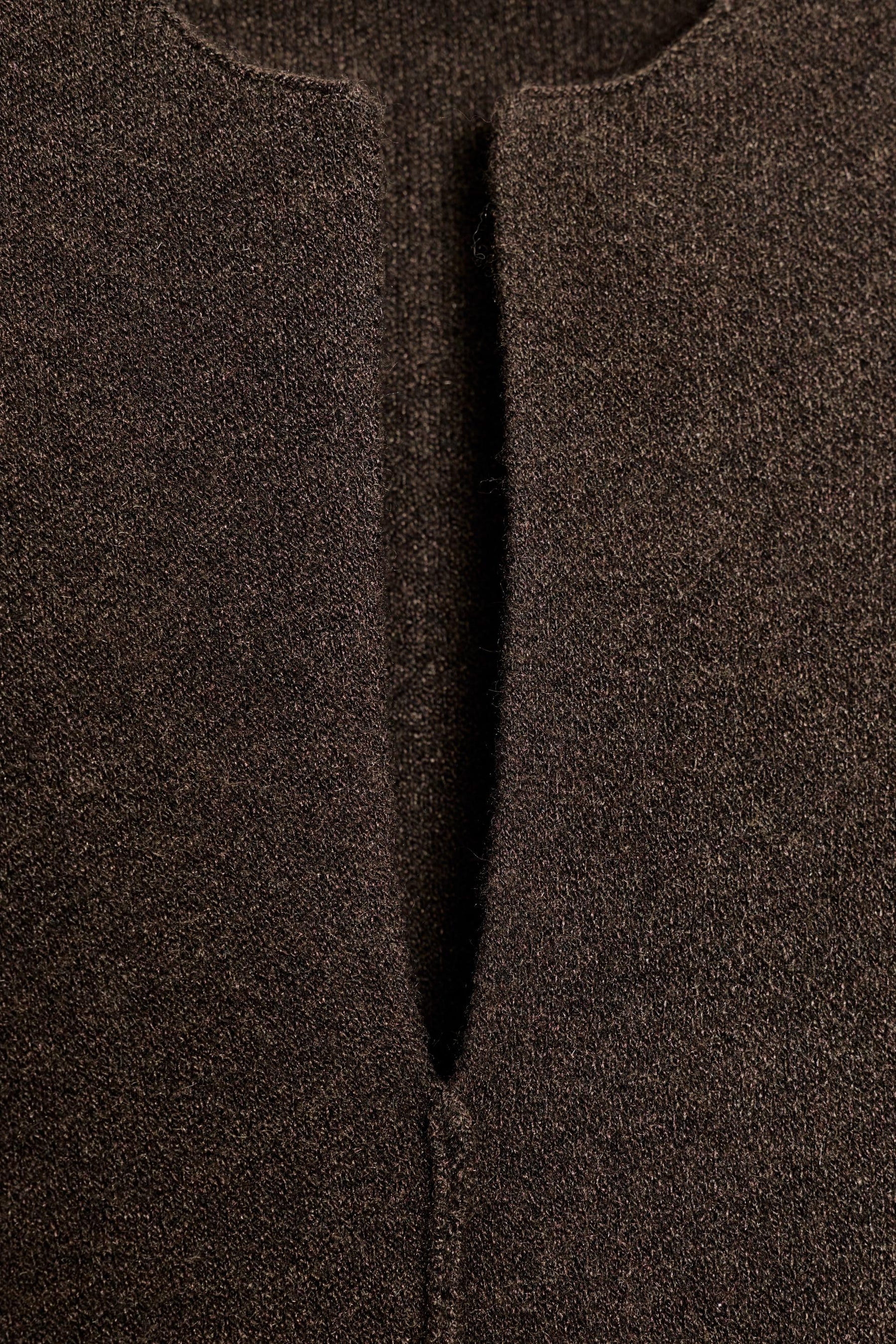 KNITTED MIDI DRESS - Image 7