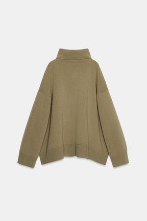 OVERSIZED WOOL JUMPER