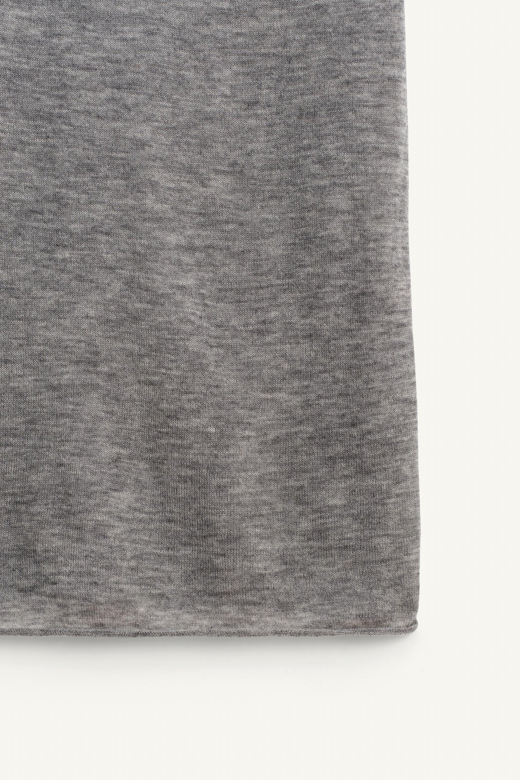 100% WOOL KNIT TOP LIMITED EDITION - Image 6