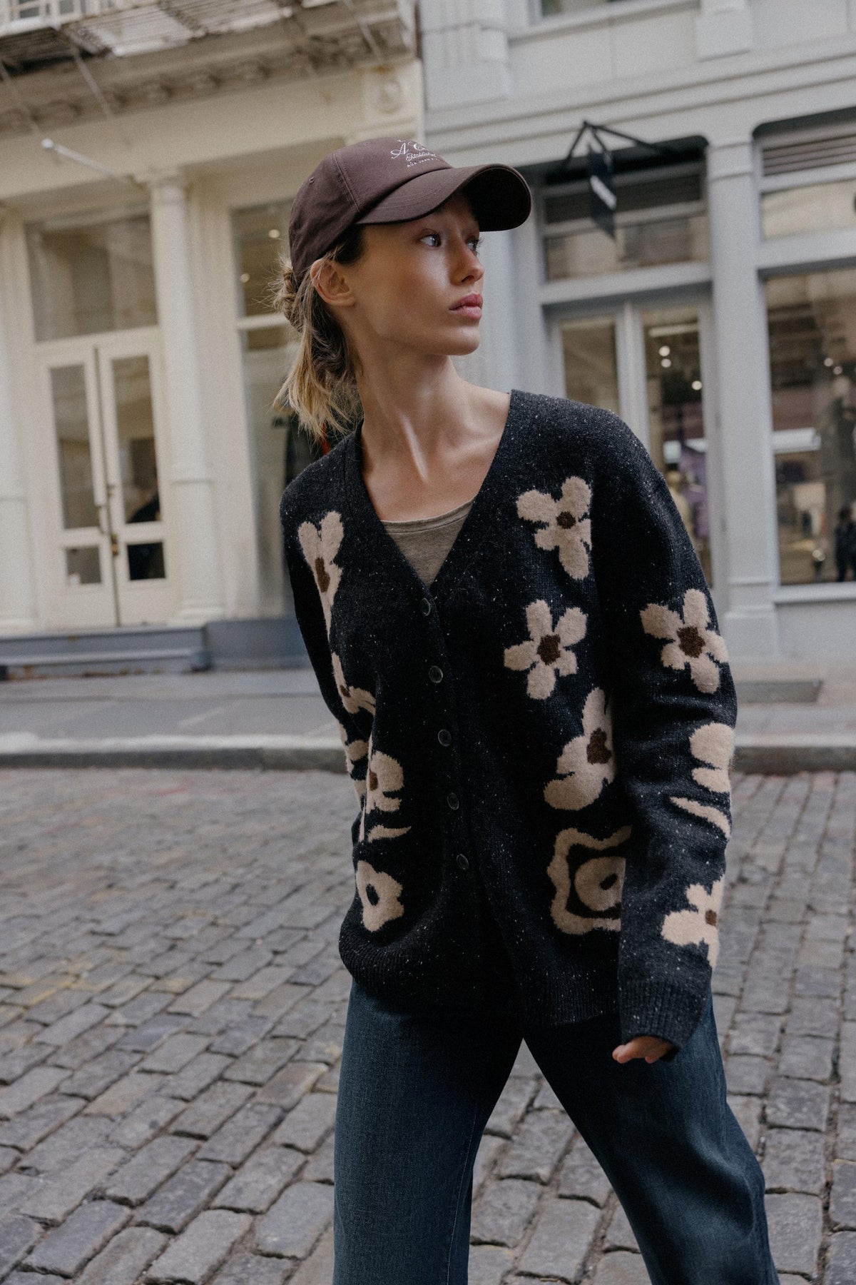 FLORAL JACQUARD CARDIGAN
