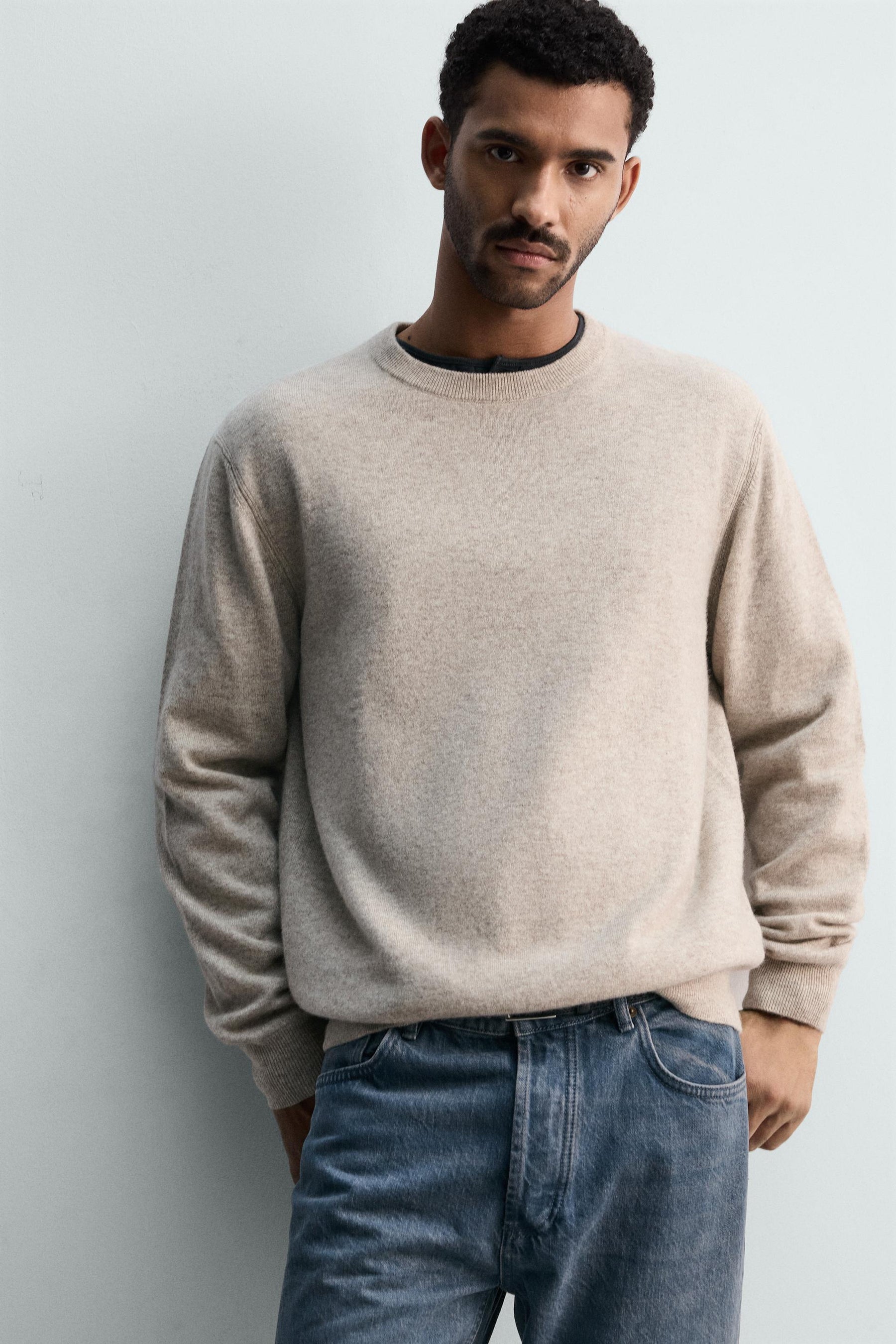 LIGHTWEIGHT WOOL - CASHMERE JUMPER - Image 5