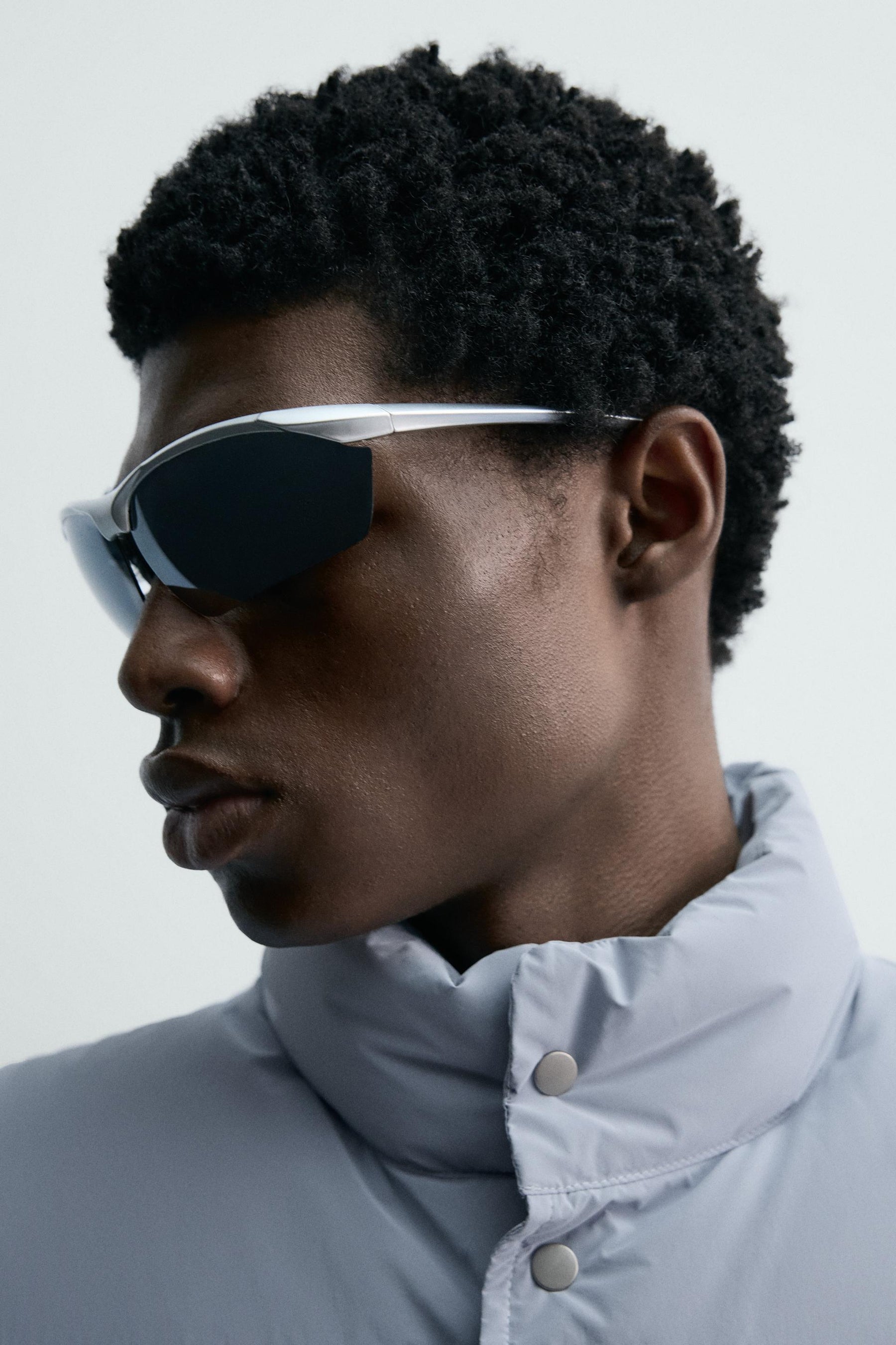 LIGHTWEIGHT SUNGLASSES - Image 3