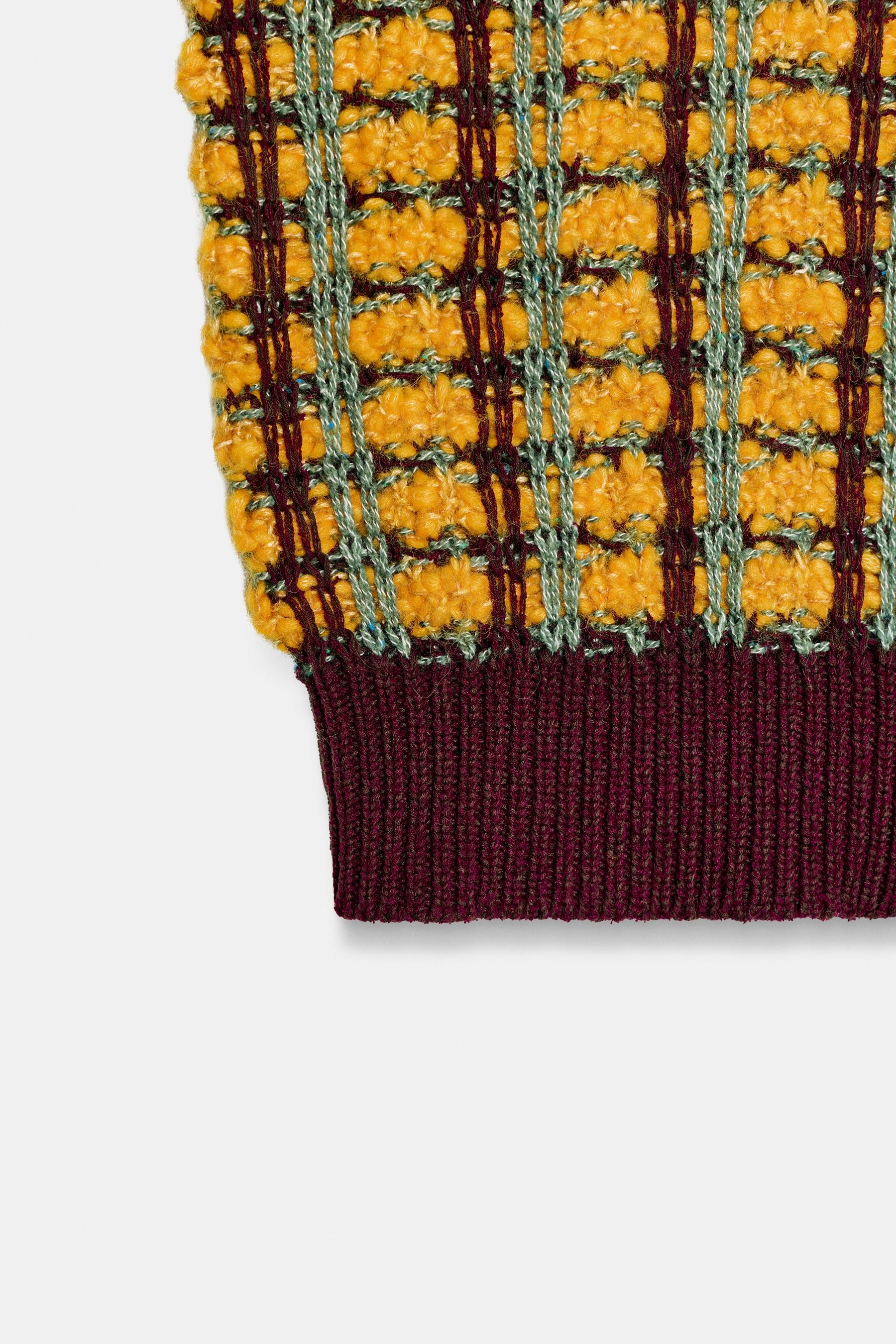 TEXTURED KNIT WAISTCOAT - Image 4