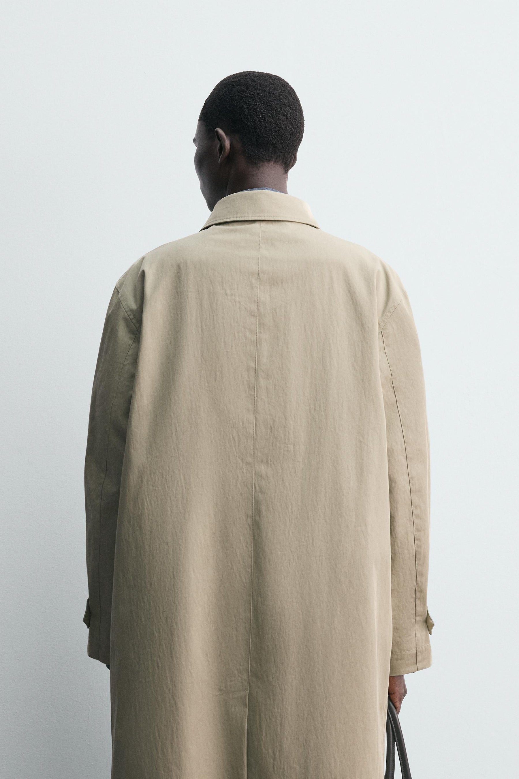 WATER-REPELLENT TRENCH COAT - Image 3