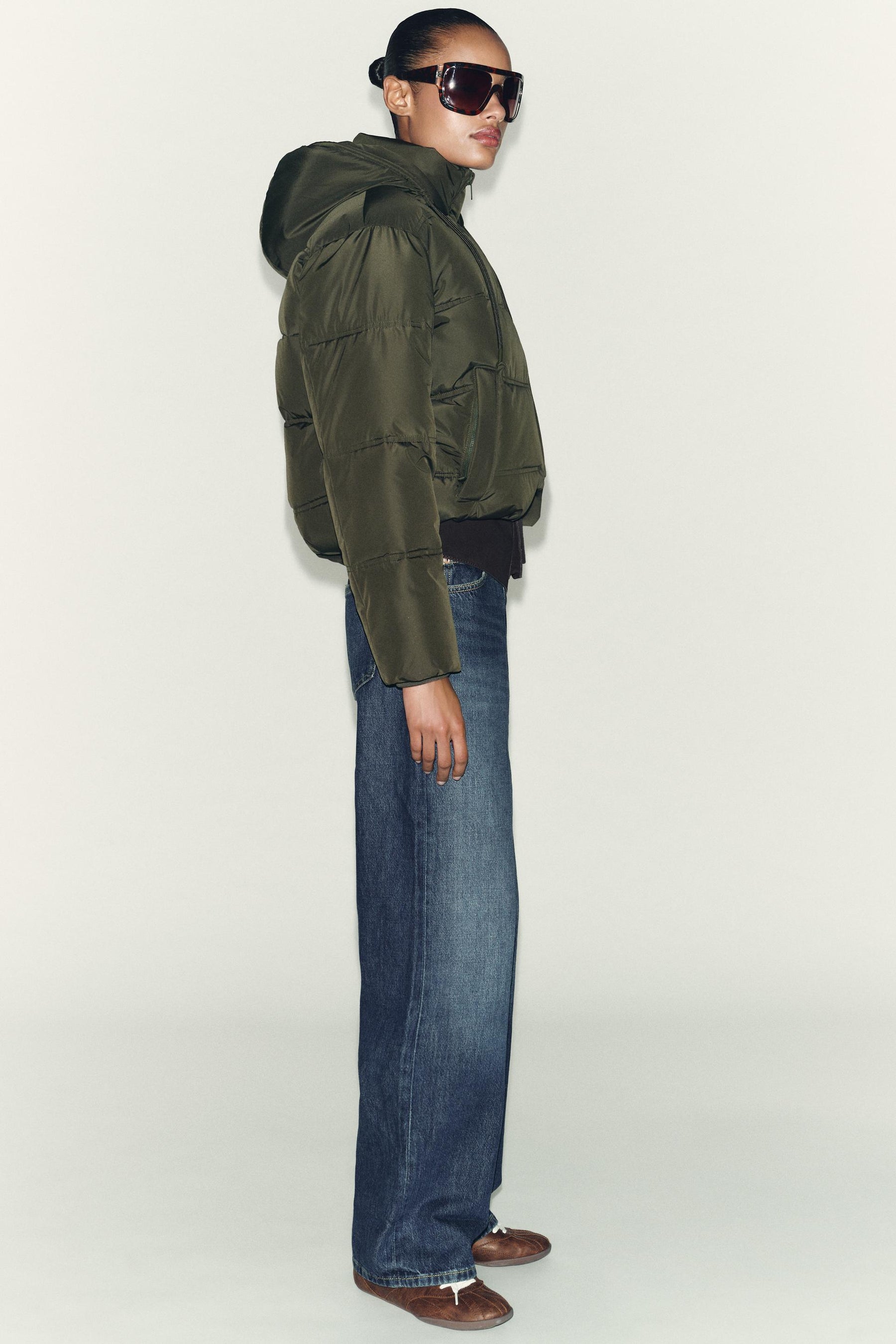 SHORT WATER-REPELLENT AND WINDPROOF HOODED ANORAK - Image 3