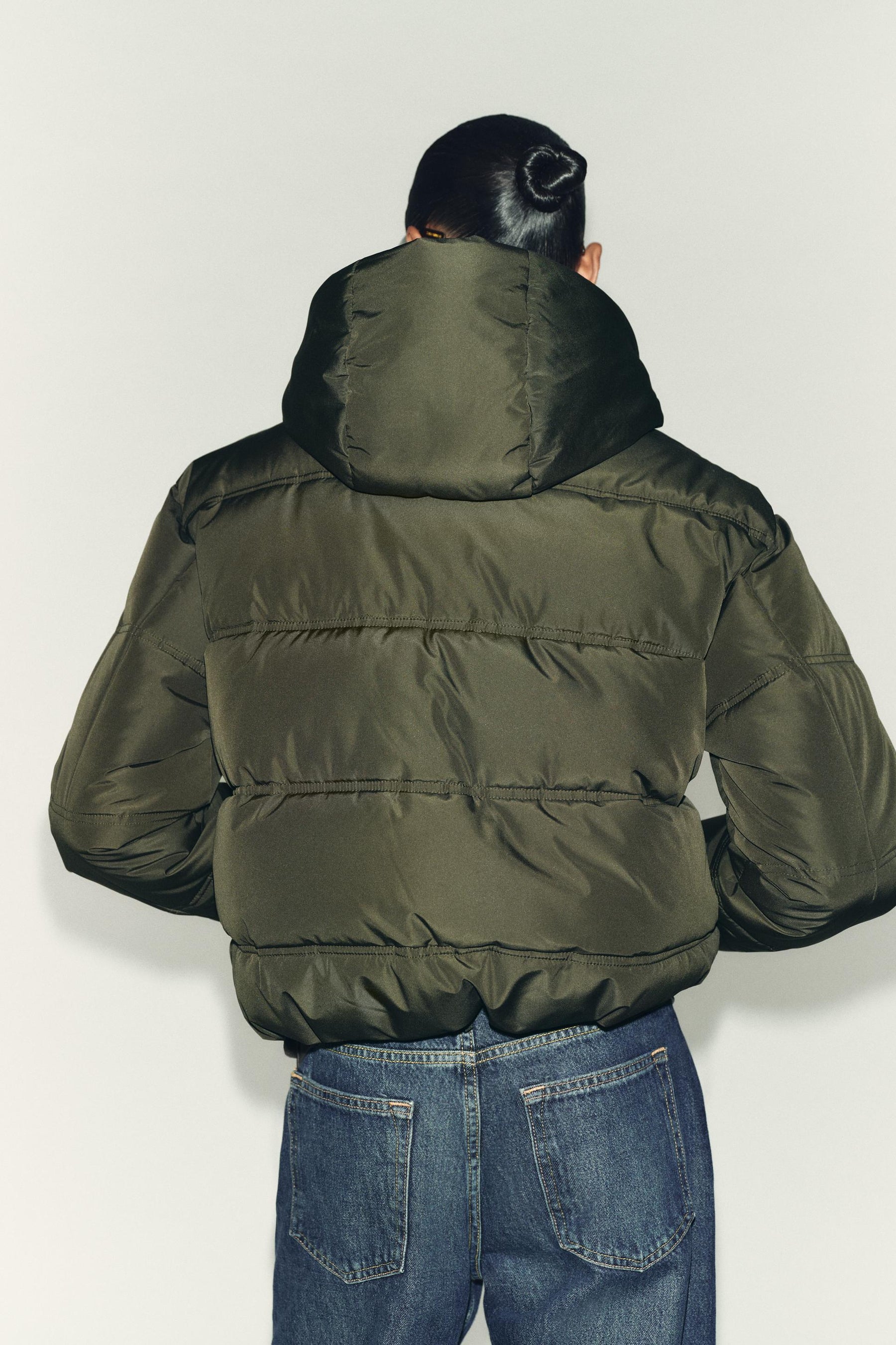 SHORT WATER-REPELLENT AND WINDPROOF HOODED ANORAK - Image 5