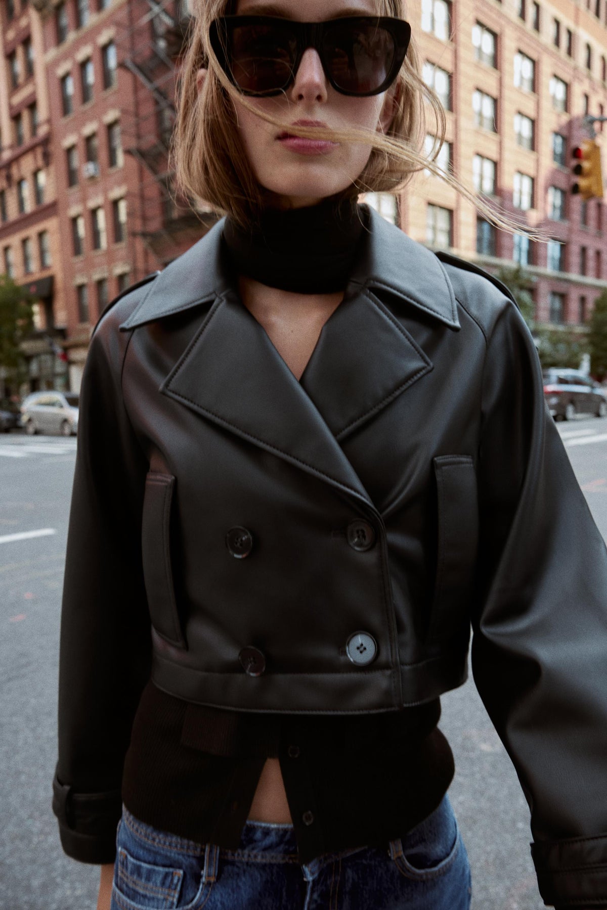 FAUX LEATHER SHORT TRENCH COAT - Image 2